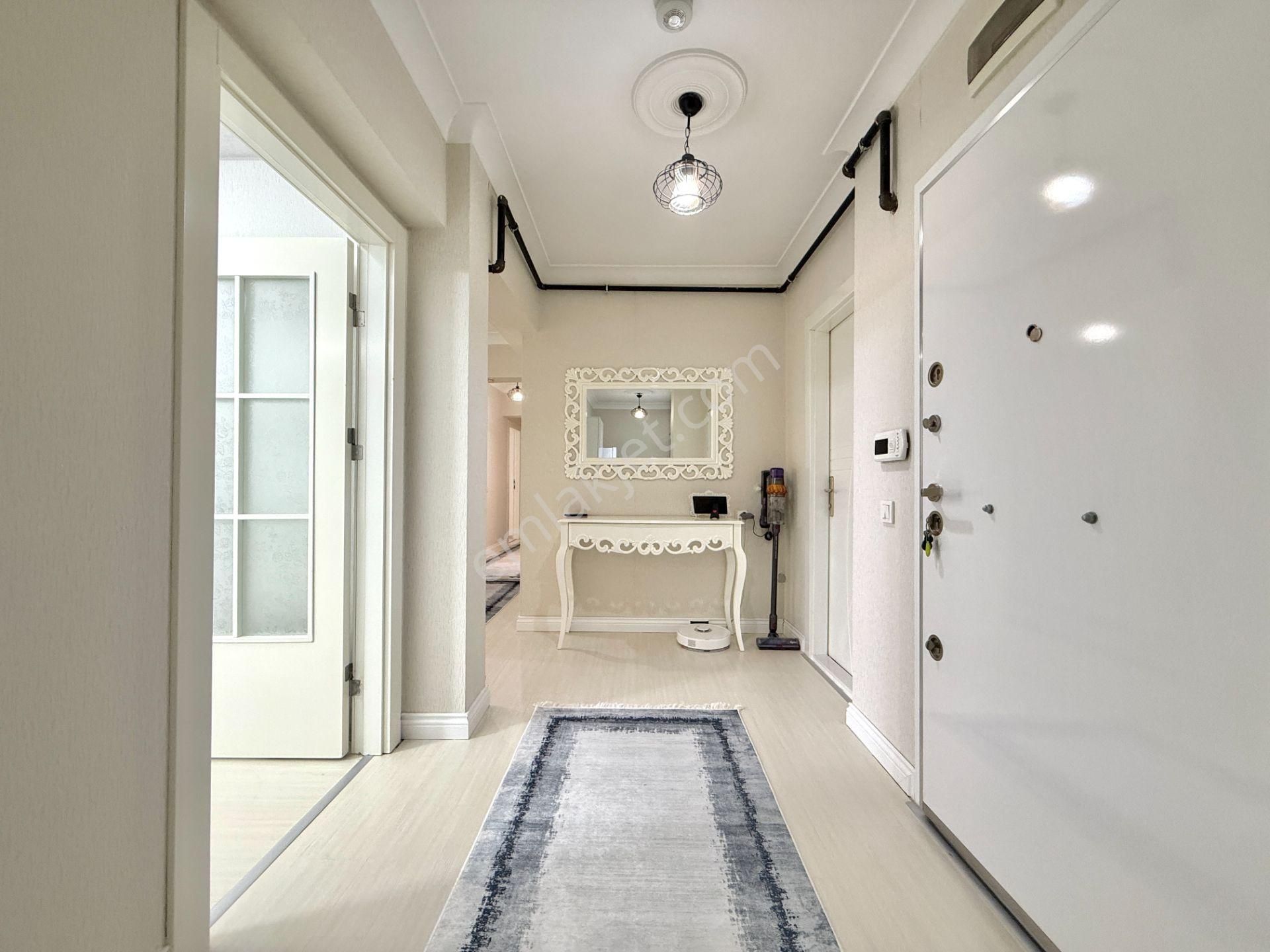 Ufuk Kılıç Emlak'tan Asansörlü Yeni Bina, 2.kat Güney Full Yapılı 160m² 4+1 - Görsel 32