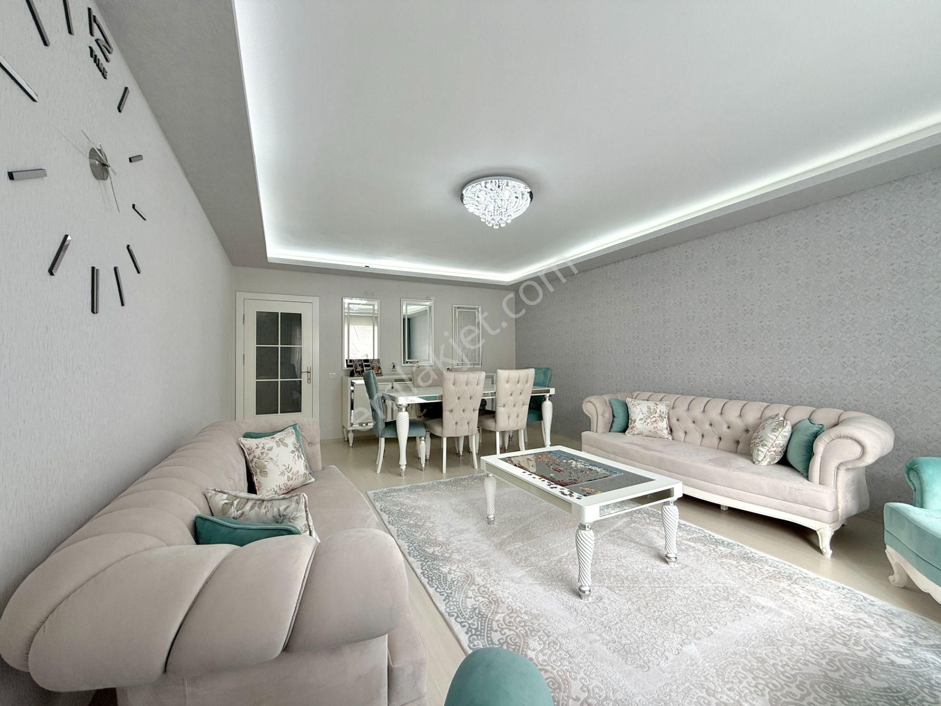 Ufuk Kılıç Emlak'tan Asansörlü Yeni Bina, 2.kat Güney Full Yapılı 160m² 4+1 - Görsel 13