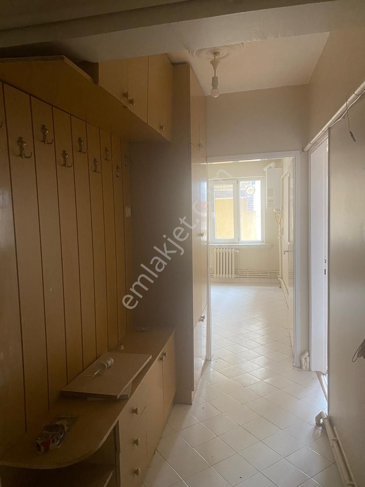 Kurtuluş' Ta Cumhuriyet Bulvarı Üzerinde Kiralık 3+1 Daire - Görsel 9