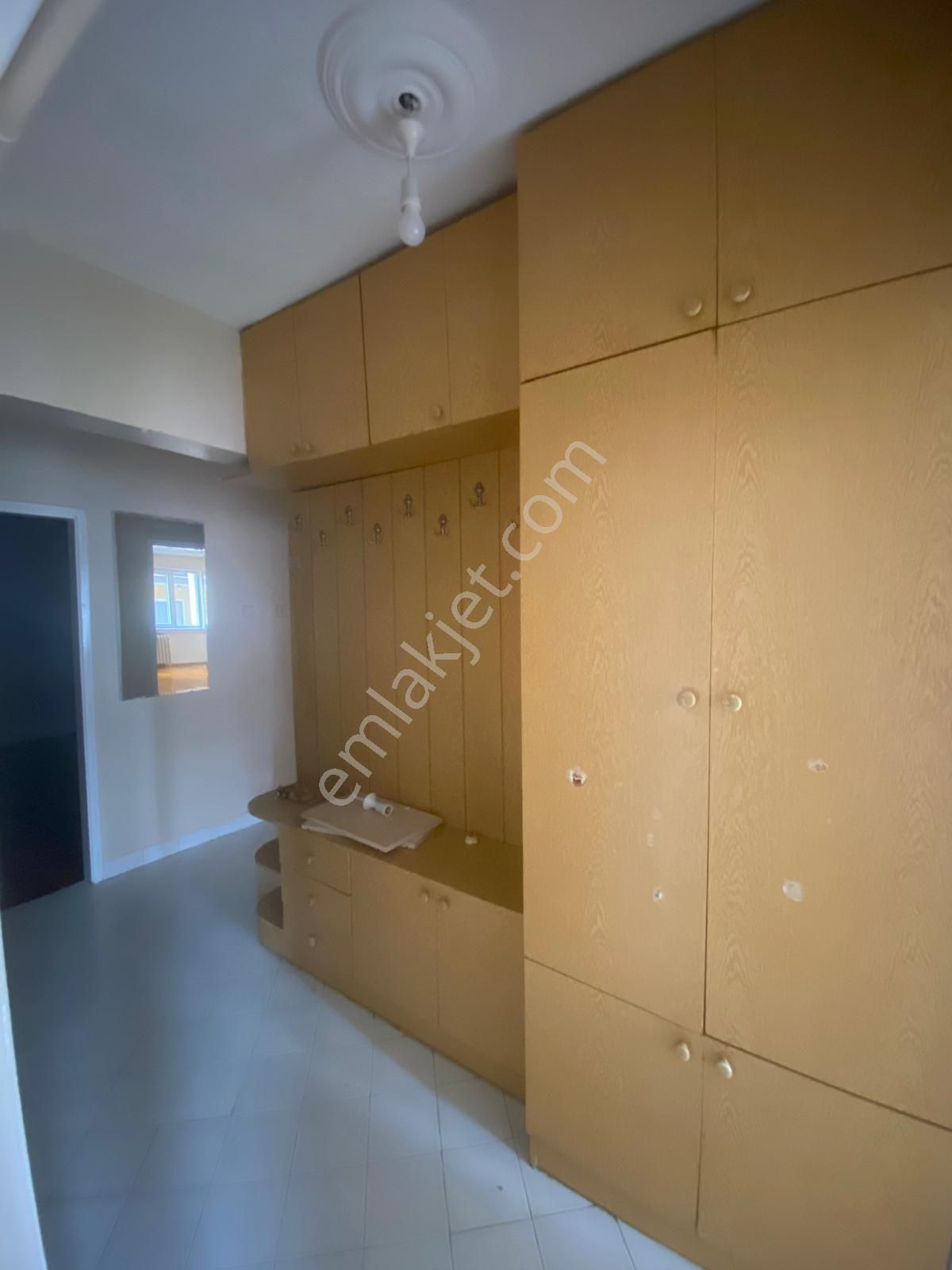 Kurtuluş' Ta Cumhuriyet Bulvarı Üzerinde Kiralık 3+1 Daire - Görsel 24