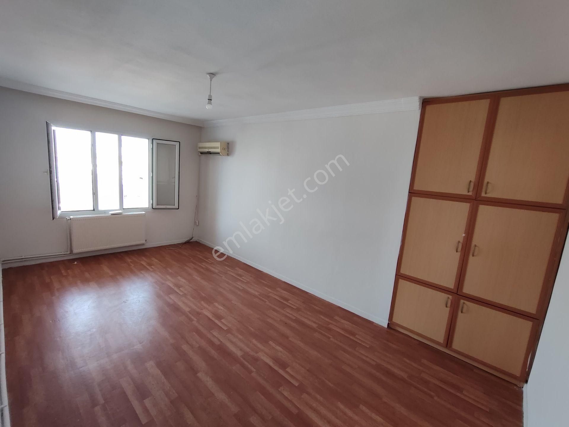 Cadde Üzeri Merkezi Konuma Sahip Geniş 3+1 Site İçi Daire - Görsel 22