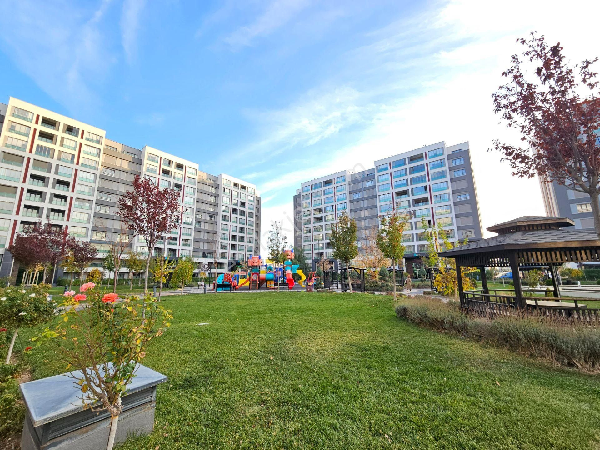 Yazır Mahallesi Adapark Konutlarında 4+1 Satılık Site İçi Ultra Lüx Fırsat Daire