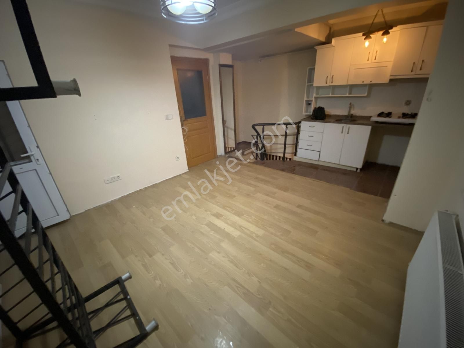 Lidya Emlak'tan 2+1 80m2 Bahçe Katı Kiralık Ters Dublex - Görsel 18