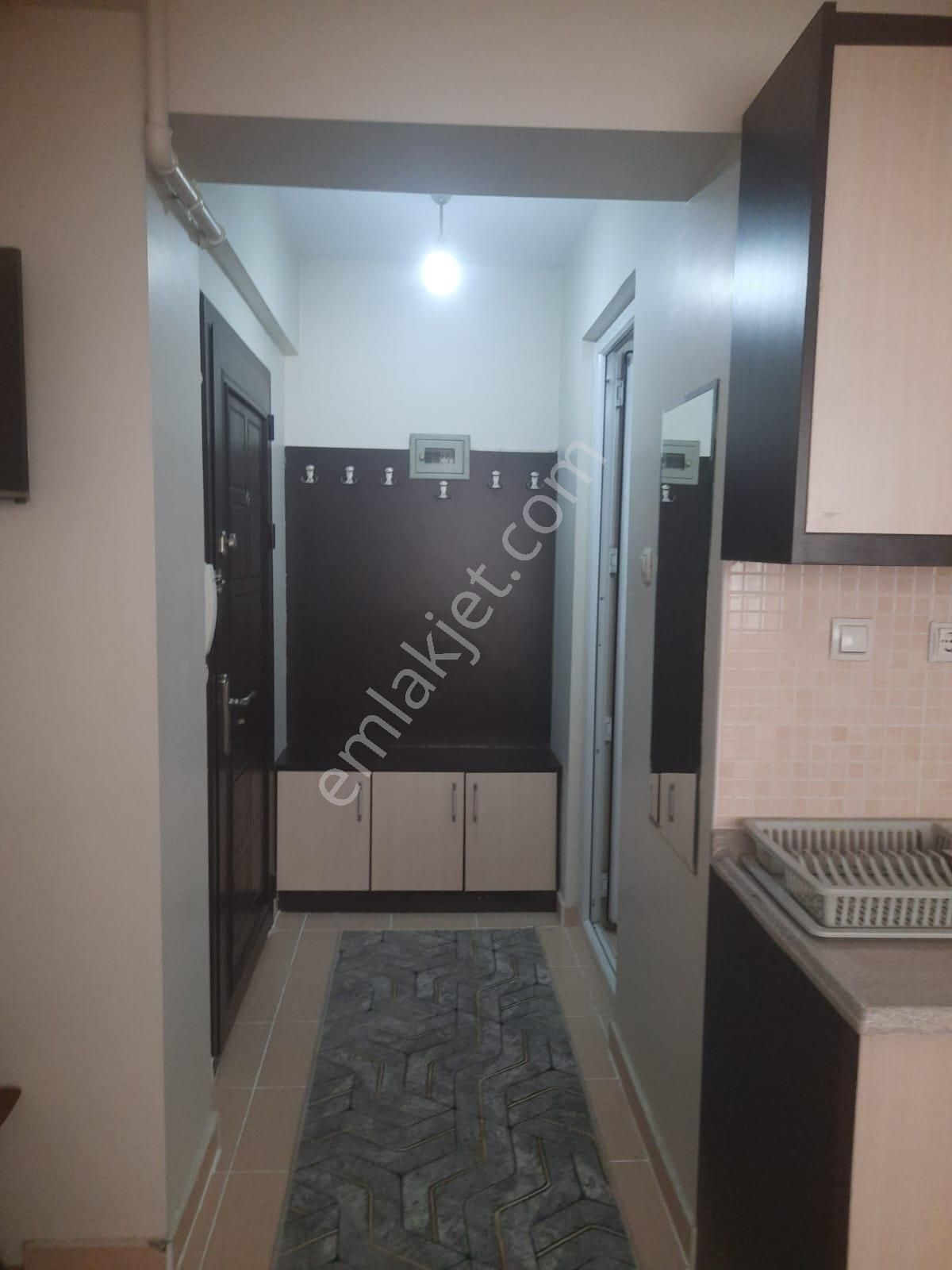 Ender Uysal Gayrimenkulden Üniversiteye Yakın 1+0 Kiralık Apart.. - Görsel 2