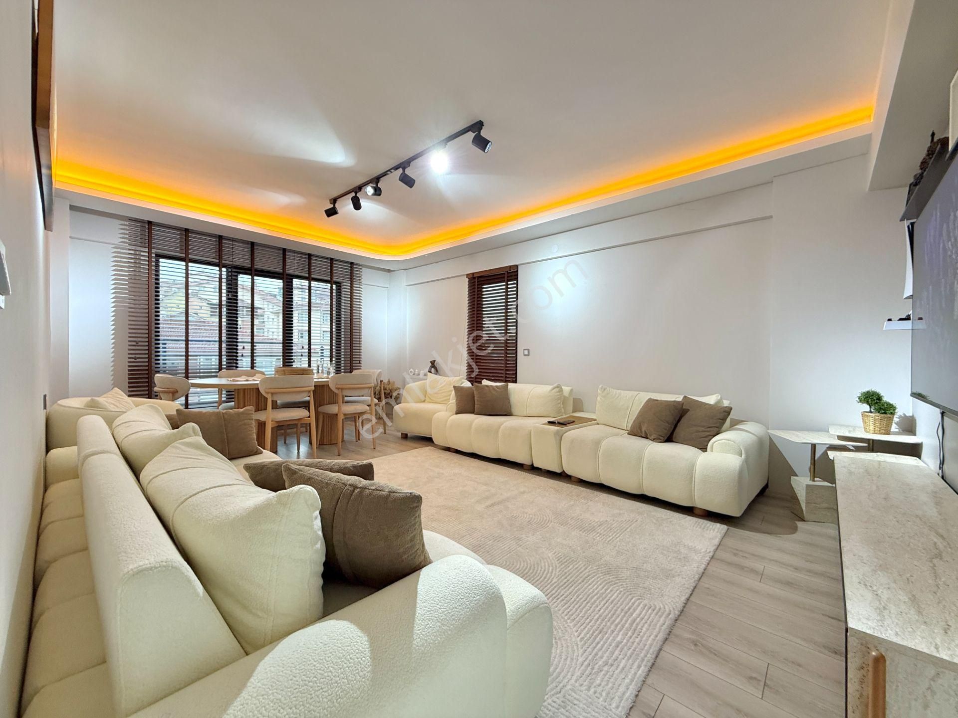 Ufuk Kılıç Emlak'tan Asansörlü Yeni Binada, 3.kat Güney K.garajlı 130m² 3+1 - Görsel 10