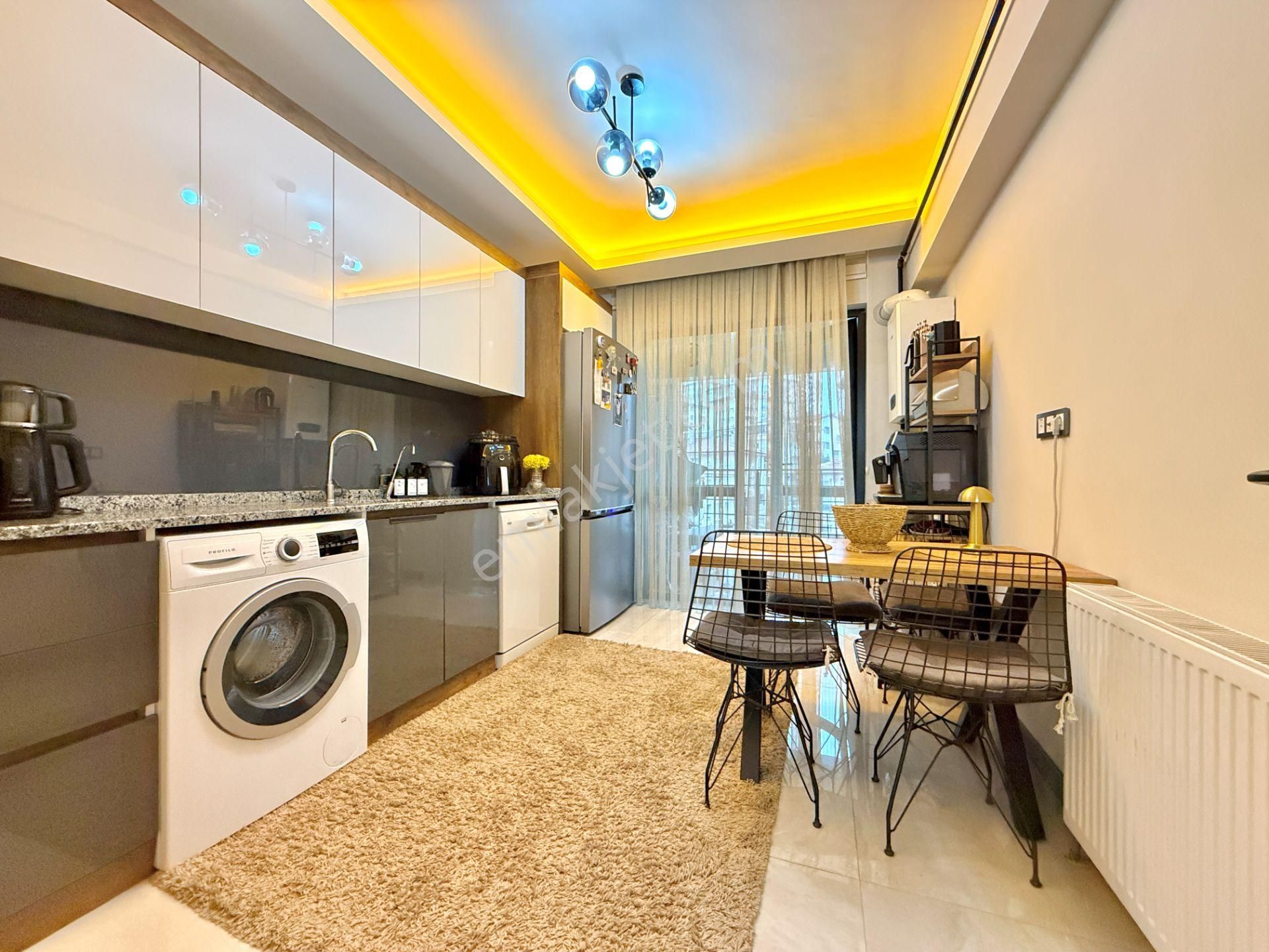 Ufuk Kılıç Emlak'tan Asansörlü Yeni Binada, 3.kat Güney K.garajlı 130m² 3+1 - Görsel 4