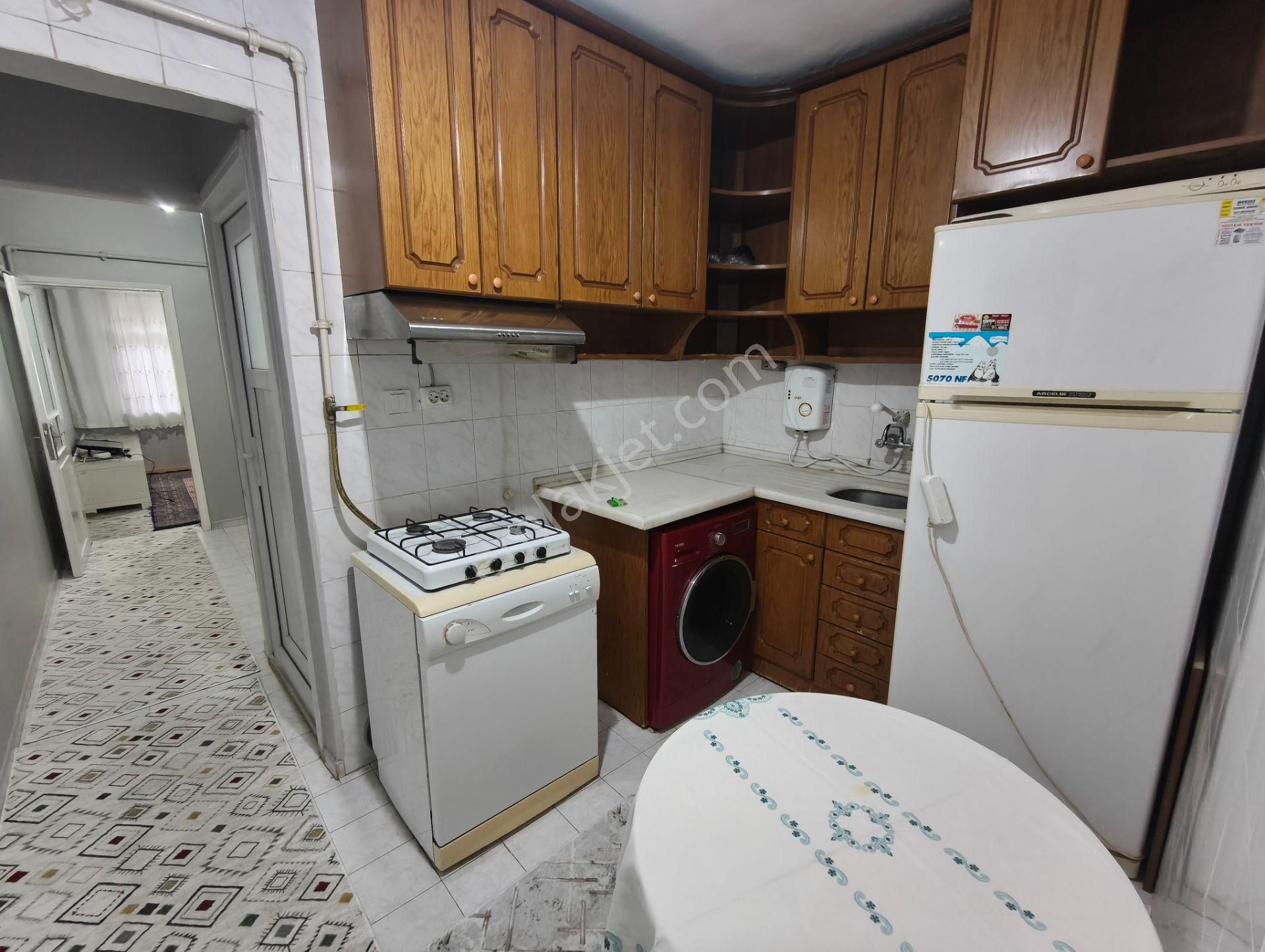Balcıoğlundan Muratpaşa Mah. Kiralık Ful Eşyalı 1+1 Ara Kat Daire - Görsel 10
