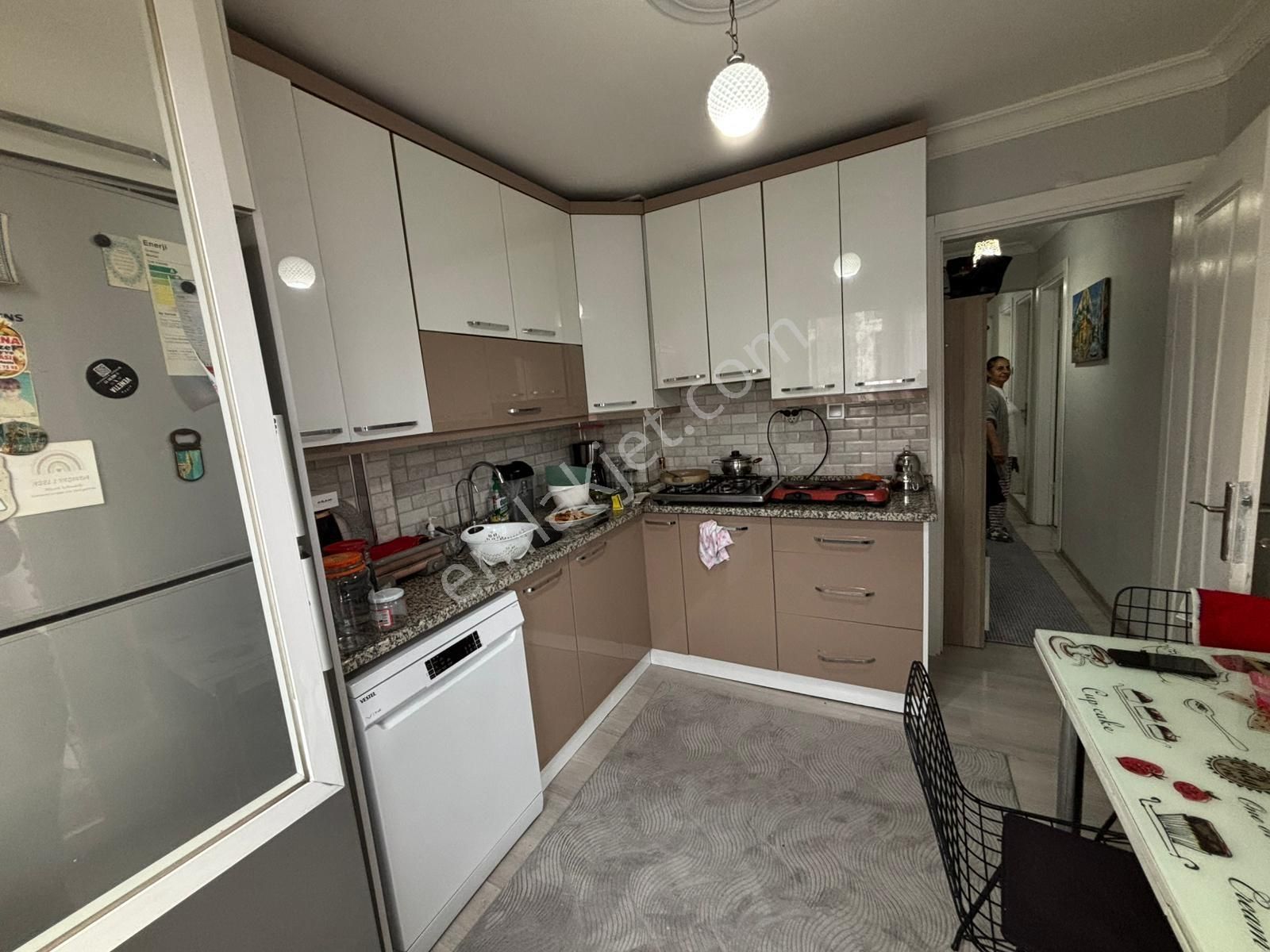 Bayraklı Manavkuyu Mah. Cadde Üzeri 2+1 Satılık Ara Kat Daire - Görsel 13