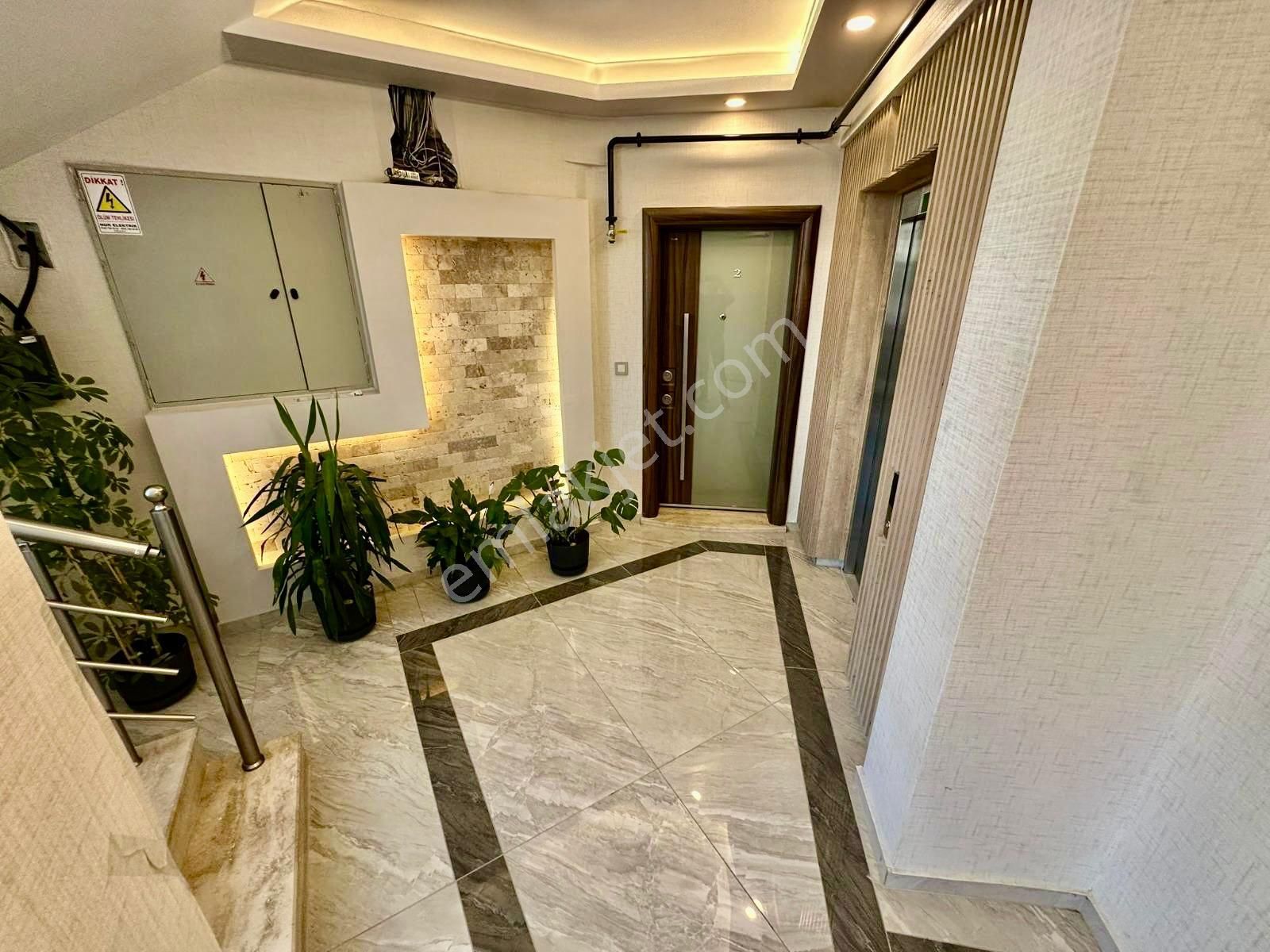 ⭐ay Emlaktan⭐akçay İkizçay'da Kombili Denize Yakın Ön Cephe Şık Tasarımlı Satılık 2+1 Lüx Daire