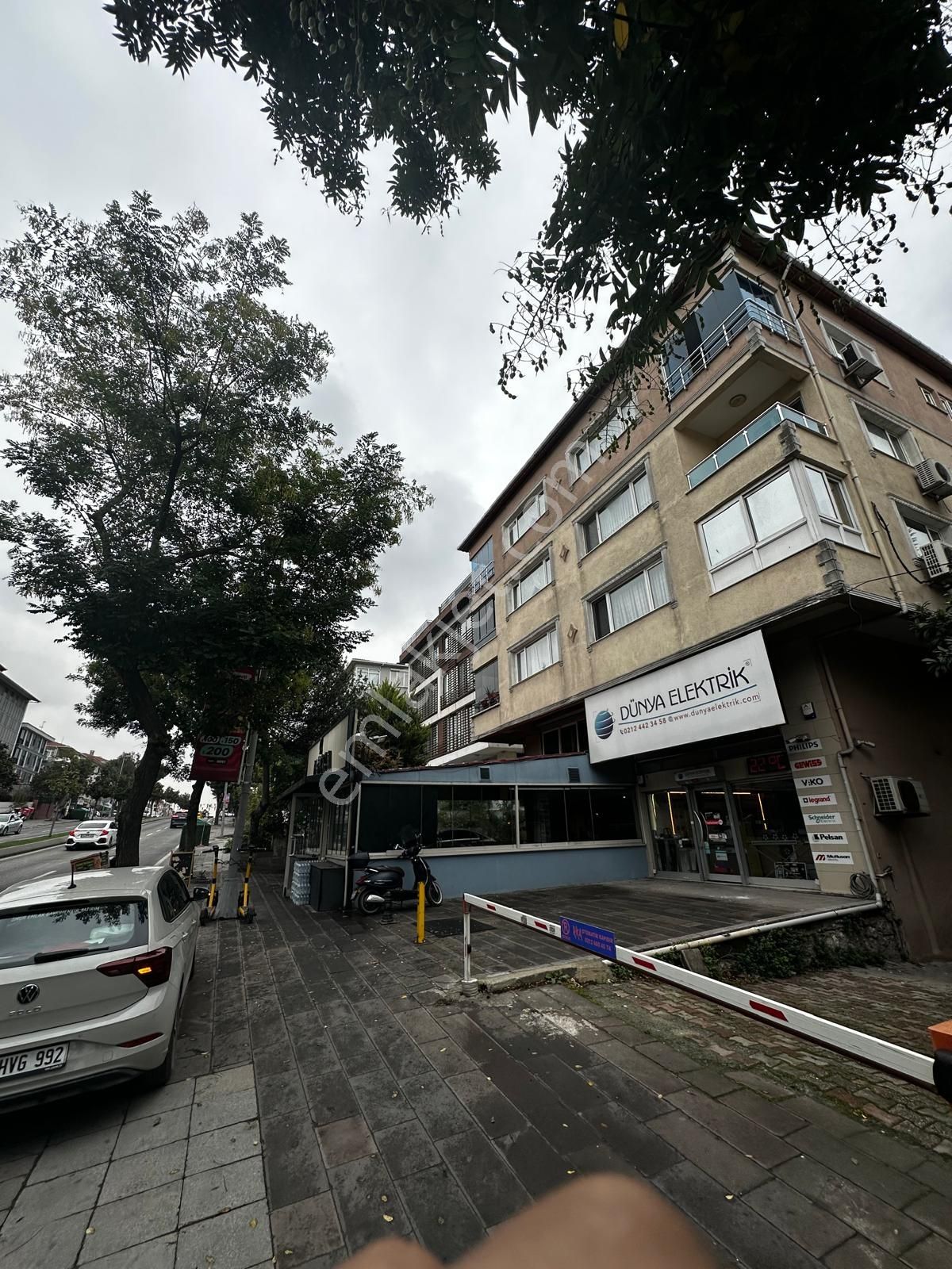 Bahçelievler Adnan Kahveci Bulvarı Üzeri 3+1 Satılık Daire - Görsel 12