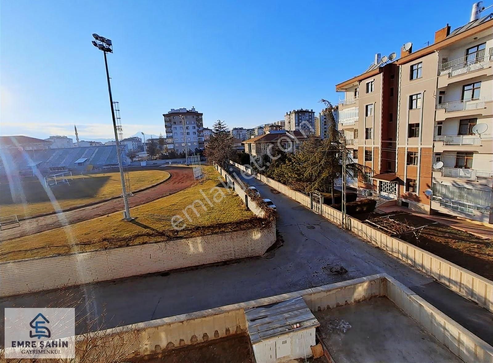 Şeyh Şamil Mah. Medova Hast. Yanı Arakat 3+1 Kiralık Daire - Görsel 7