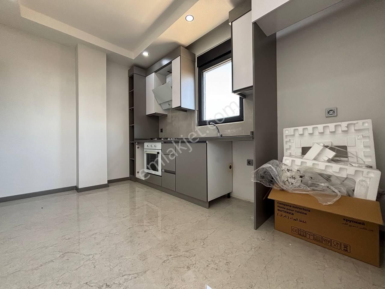 Ulaşıma Yakın Yüzme Havuzlu Asansörlü Katta Satılık 2+1 Daire - Görsel 5