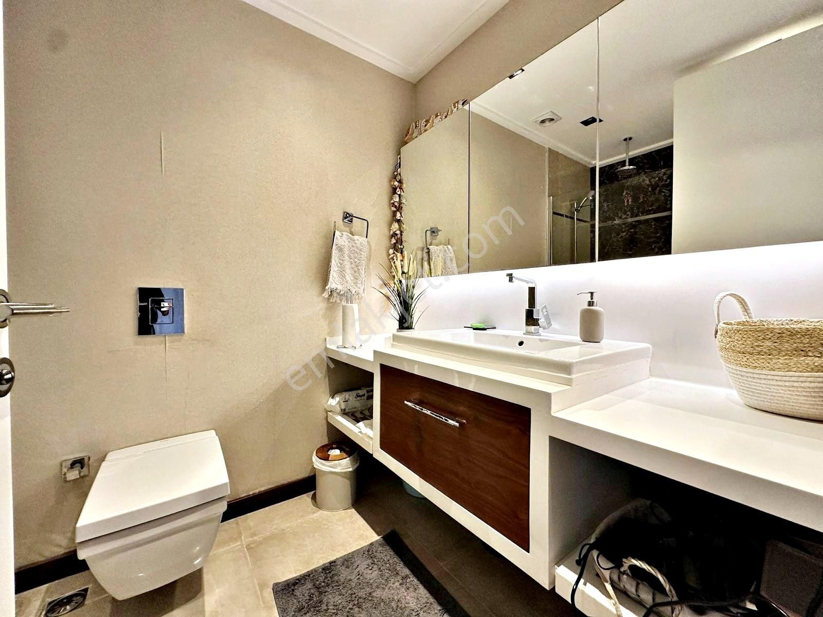 Valentia'dan Kıraner Park Sitesinde Geniş 4+1 Satılık Daire !!! - Görsel 6