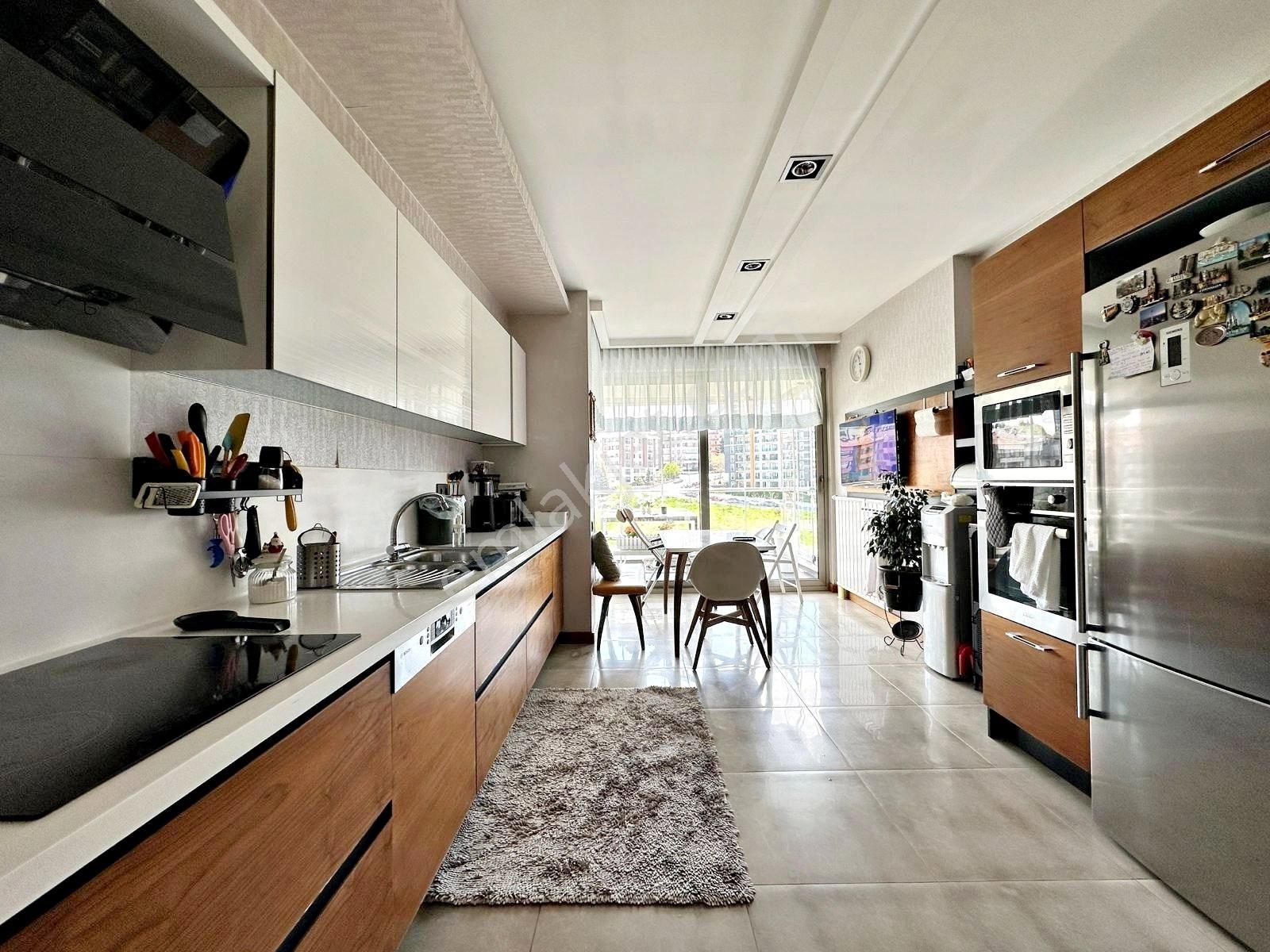 Valentia'dan Kıraner Park Sitesinde Geniş 4+1 Satılık Daire !!! - Görsel 11