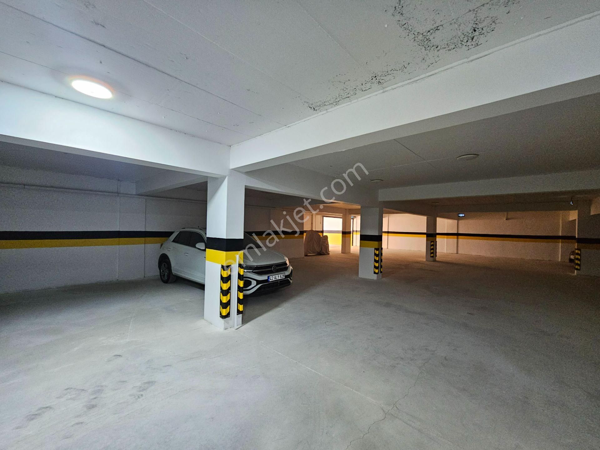 Parsana Mahallesinde Cadde Cepheli 4+1 Satılık Ultra Lüx Sıfır Site İçi Daireler - Görsel 35