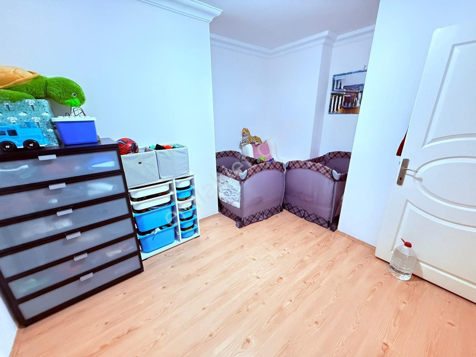 Güneyden Harika Köşe Binada Ön Cephe Balkonlu Ara Kat 2+1.85m2 Daire - Görsel 18