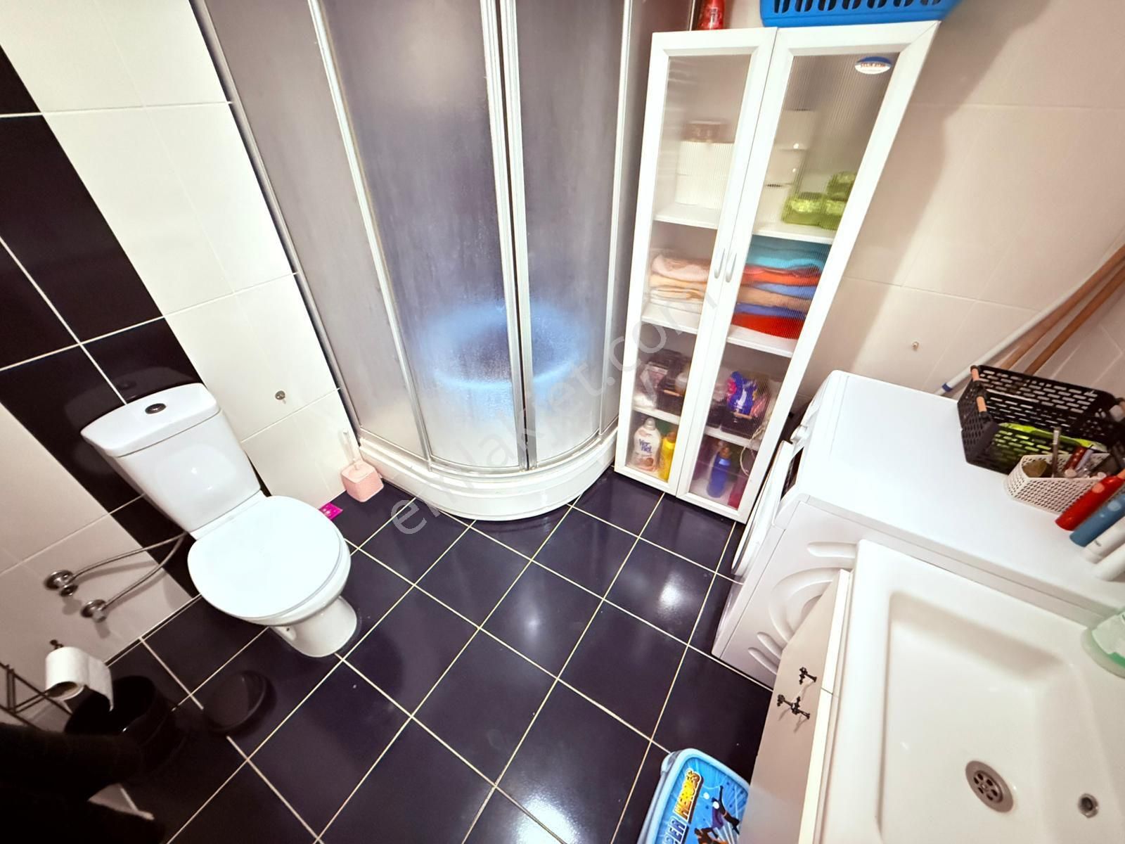 Güneyden Harika Köşe Binada Ön Cephe Balkonlu Ara Kat 2+1.85m2 Daire - Görsel 16