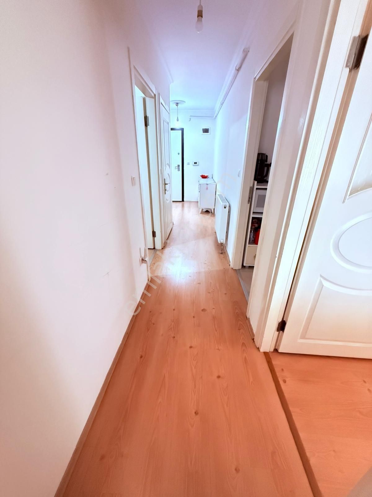 Güneyden Harika Köşe Binada Ön Cephe Balkonlu Ara Kat 2+1.85m2 Daire - Görsel 13