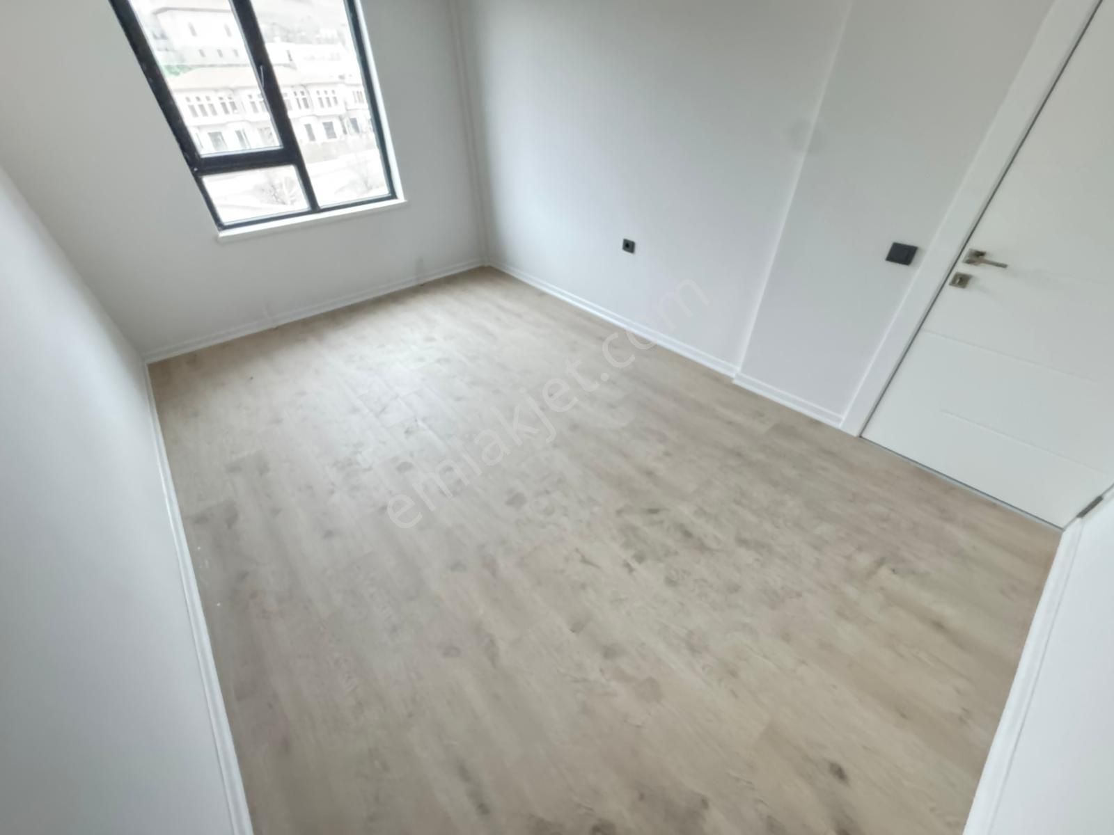 Lider Emlak'tan Cadde Üzeri Yapılı 3+1 Sıfır Daire - Görsel 21