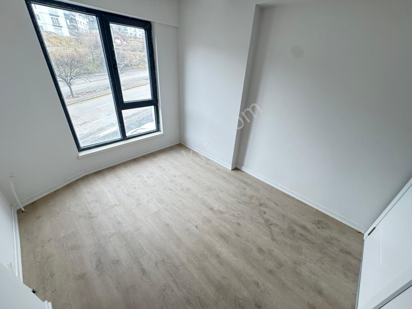 Lider Emlak'tan Cadde Üzeri Yapılı 3+1 Sıfır Daire - Görsel 15