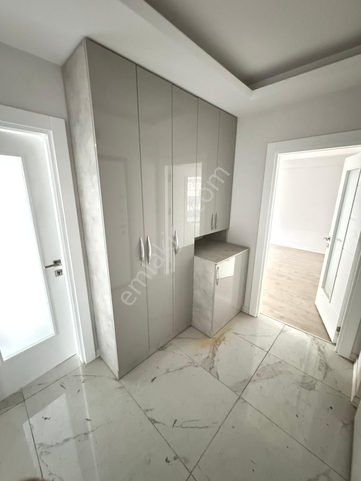 Lider Emlak'tan Cadde Üzeri Yapılı 3+1 Sıfır Daire - Görsel 32