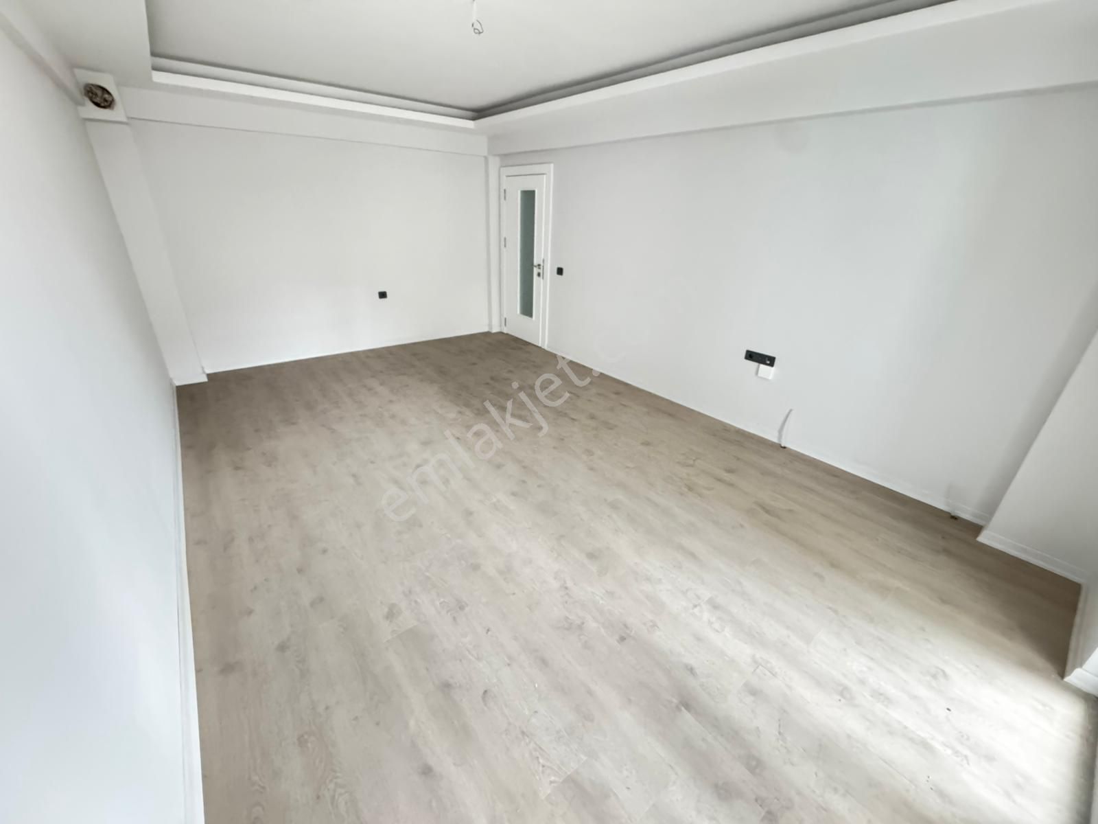 Lider Emlak'tan Cadde Üzeri Yapılı 3+1 Sıfır Daire - Görsel 12