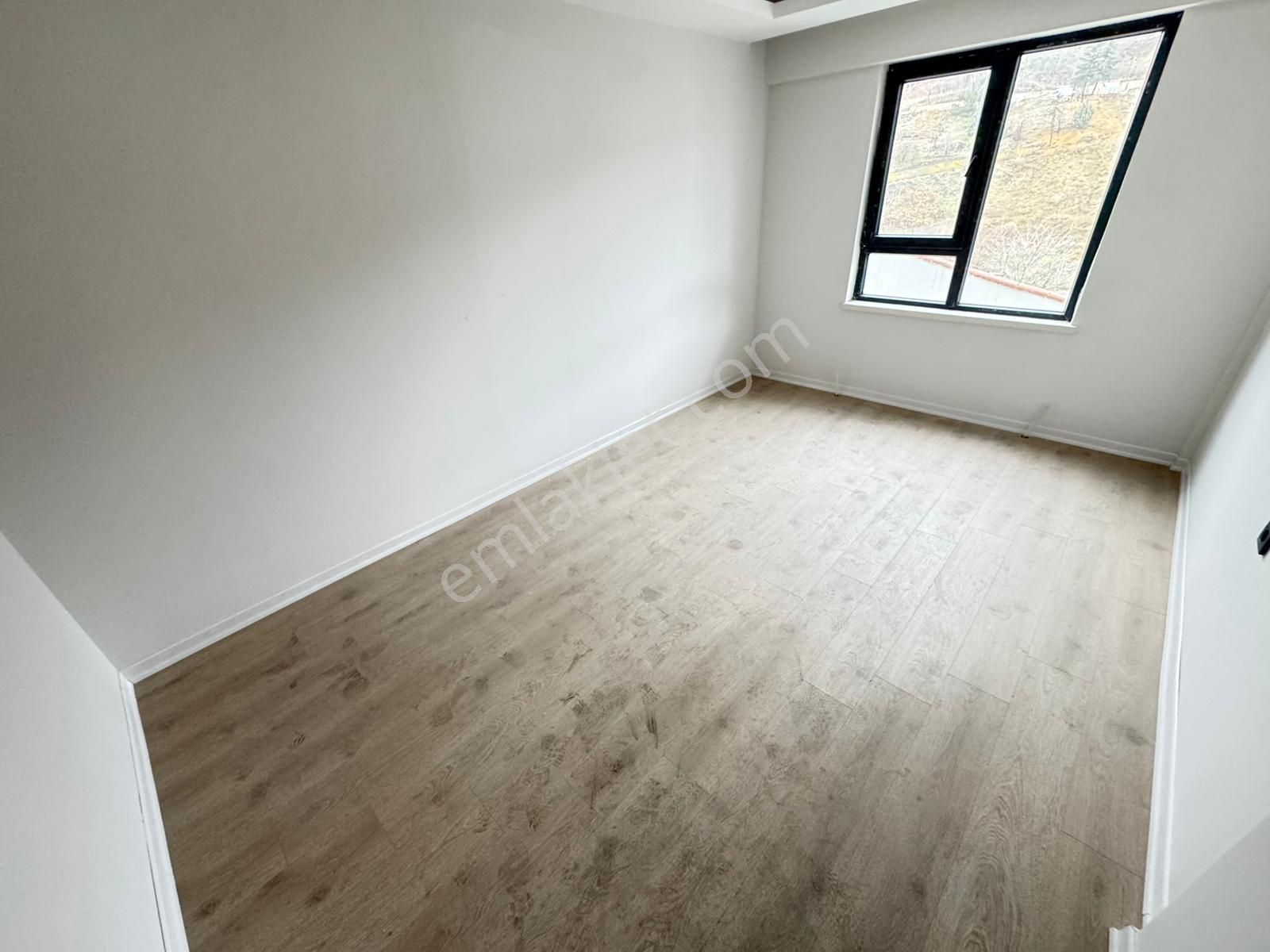 Lider Emlak'tan Cadde Üzeri Yapılı 3+1 Sıfır Daire - Görsel 16