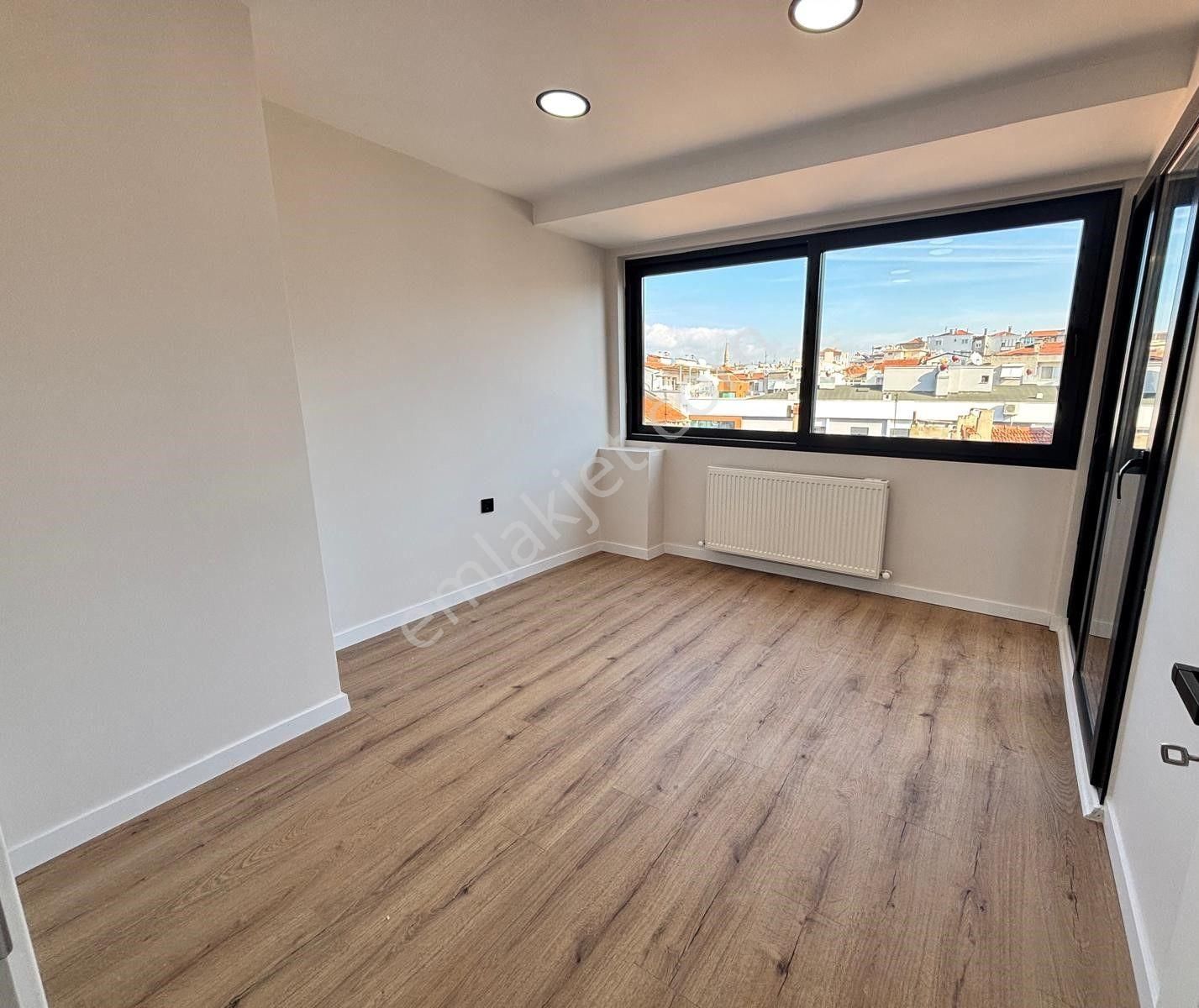 Asil'den Hatayda Cadde Yakını 3+1 Lüks Yapılı Deniz Manzaralı - Görsel 20