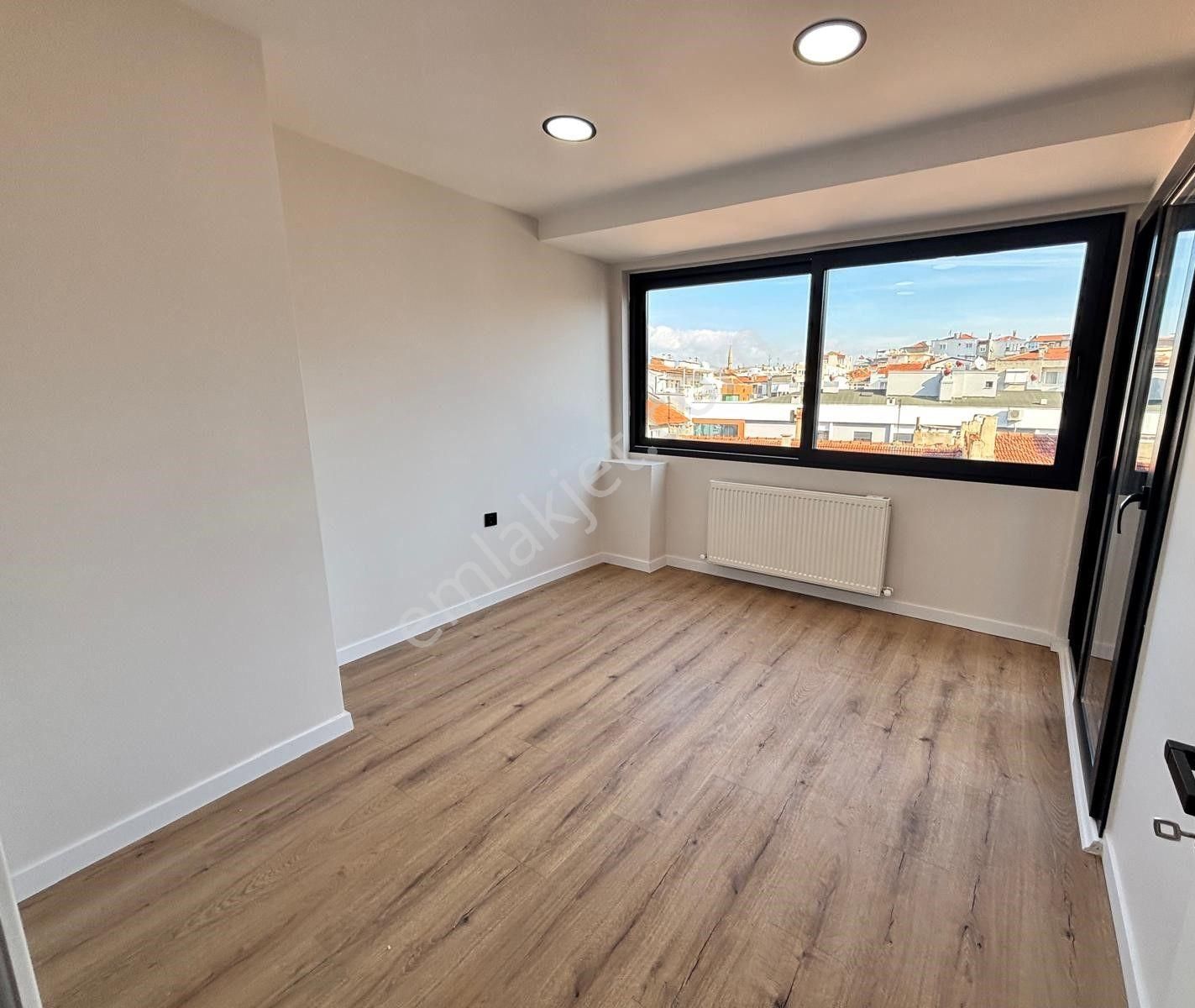 Asil'den Hatayda Cadde Yakını 3+1 Lüks Yapılı Deniz Manzaralı - Görsel 29