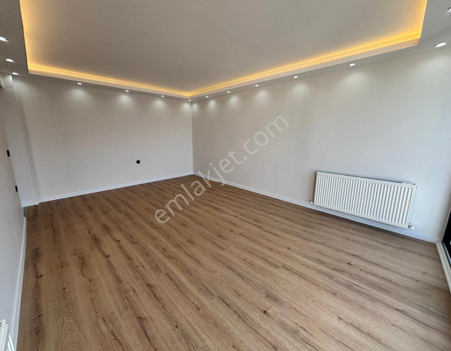 Asil'den Hatayda Cadde Yakını 3+1 Lüks Yapılı Deniz Manzaralı - Görsel 3