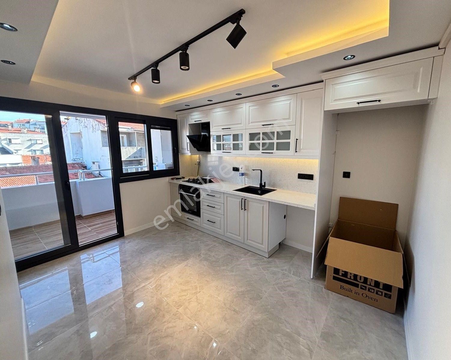 Asil'den Hatayda Cadde Yakını 3+1 Lüks Yapılı Deniz Manzaralı - Görsel 5