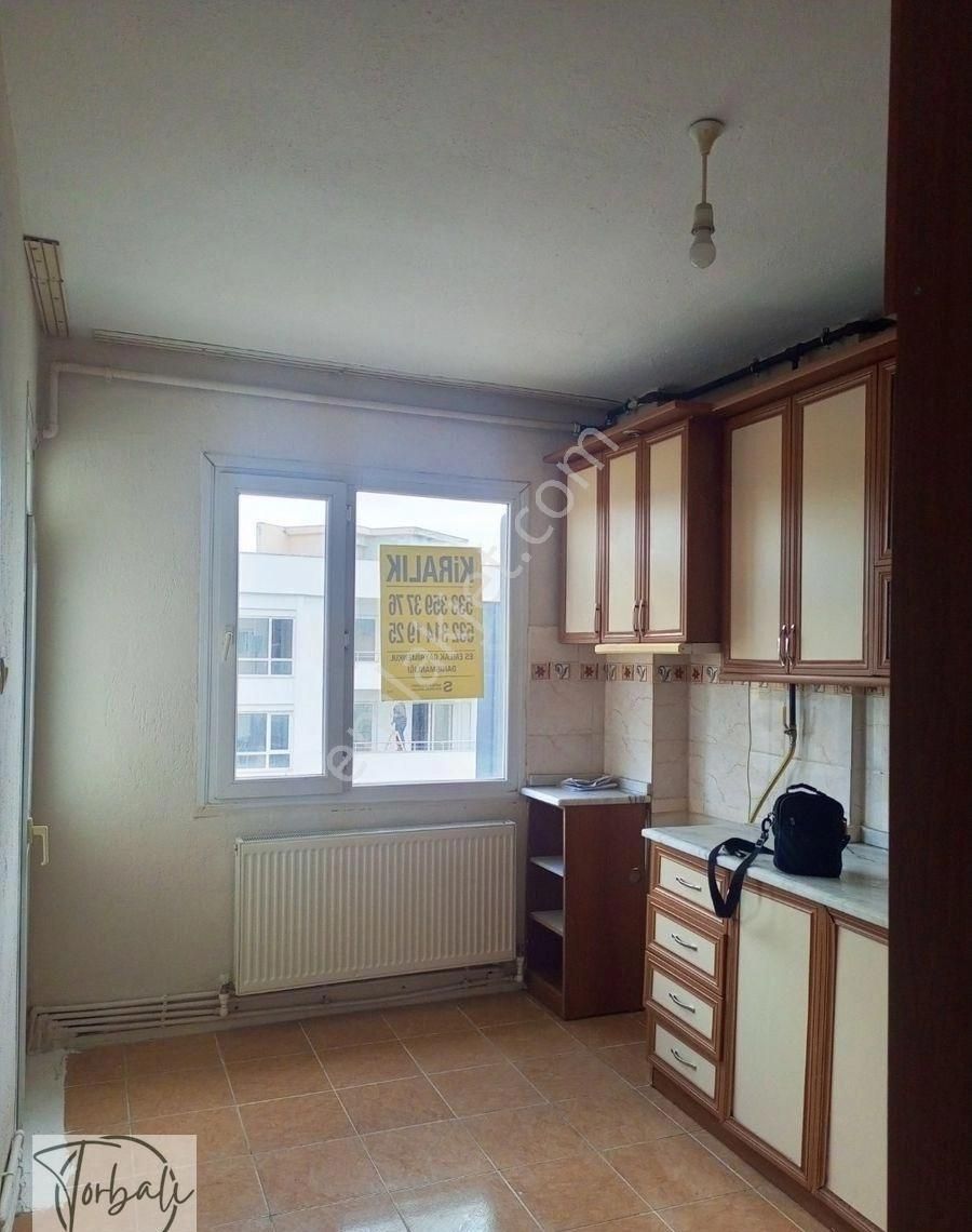 Torbalı Emlak'tan Muratbey Mah. Yaprak Konutlarında 145m2 3+1 D.gazlı Dairemiz Kiralık - Görsel 4