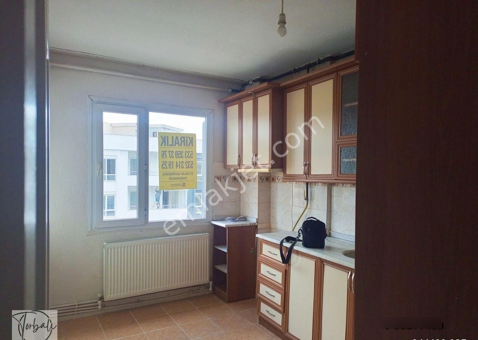 Torbalı Emlak'tan Muratbey Mah. Yaprak Konutlarında 145m2 3+1 D.gazlı Dairemiz Kiralık - Görsel 3