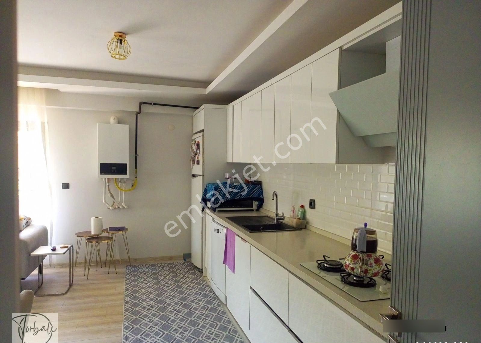 Torbalı Emlak'tan Muratbey Mah.izbana Yakın 85m2 2+1 D.gazlı Lüx Dairemiz Satılık