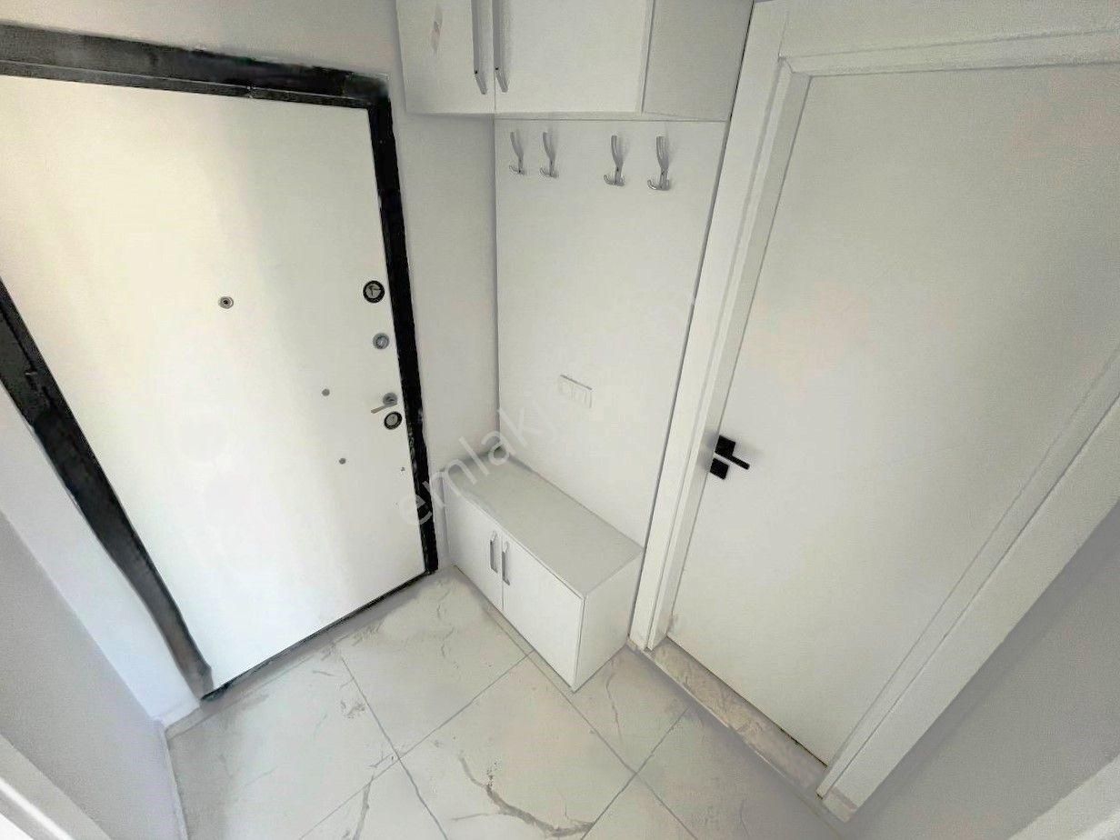 ✔akçay'da Kat Ve Cephe Seçenekleriyle Aygül'den Sıfır Ön Cephe Geniş Balkonlu Lüks 1+1 Satılık Daire - Görsel 35