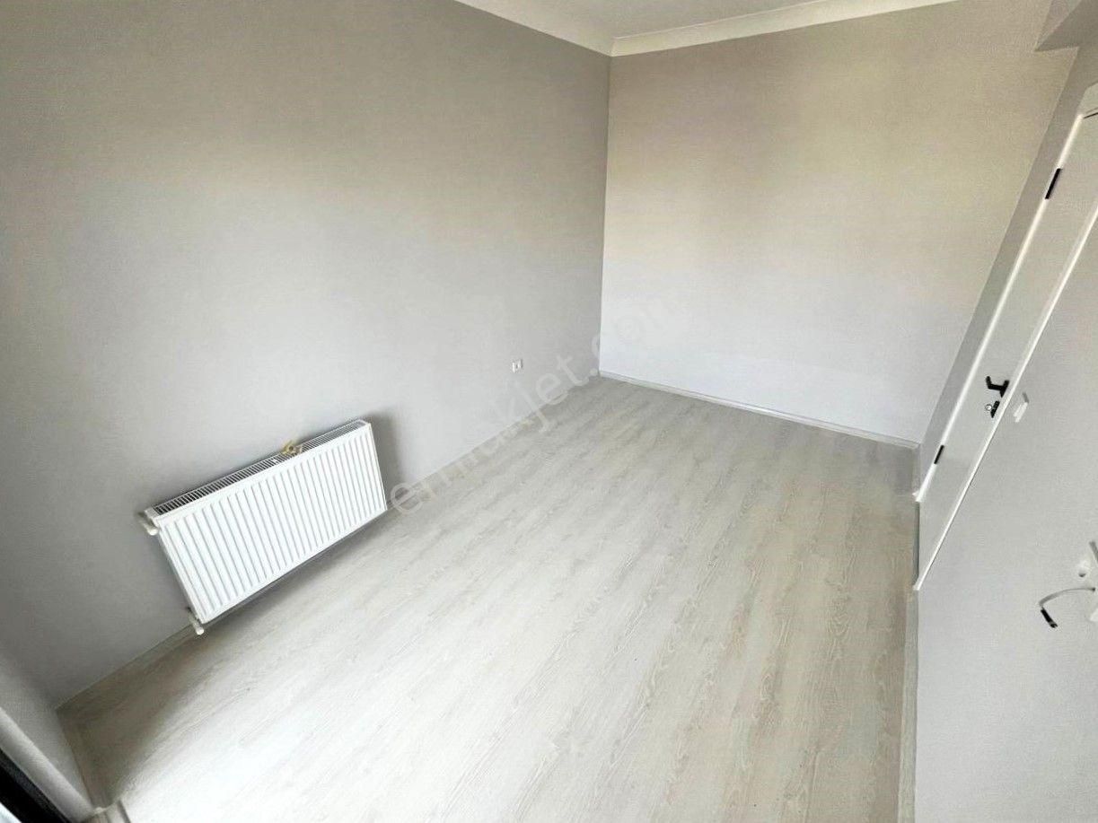 ✔akçay'da Kat Ve Cephe Seçenekleriyle Aygül'den Sıfır Ön Cephe Geniş Balkonlu Lüks 1+1 Satılık Daire - Görsel 18