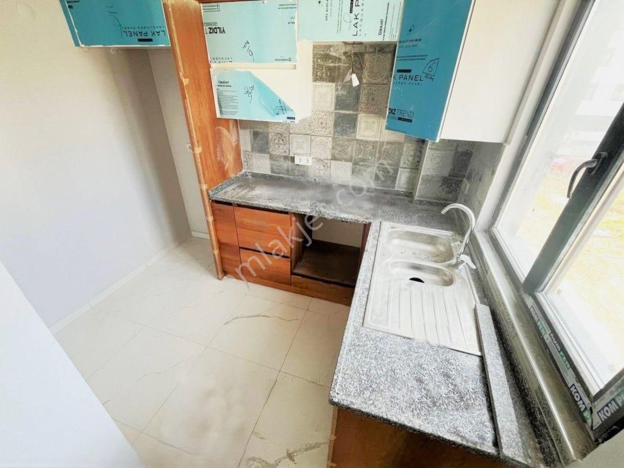 ✔akçay'da Kat Ve Cephe Seçenekleriyle Aygül'den Sıfır Ön Cephe Geniş Balkonlu Lüks 1+1 Satılık Daire - Görsel 6