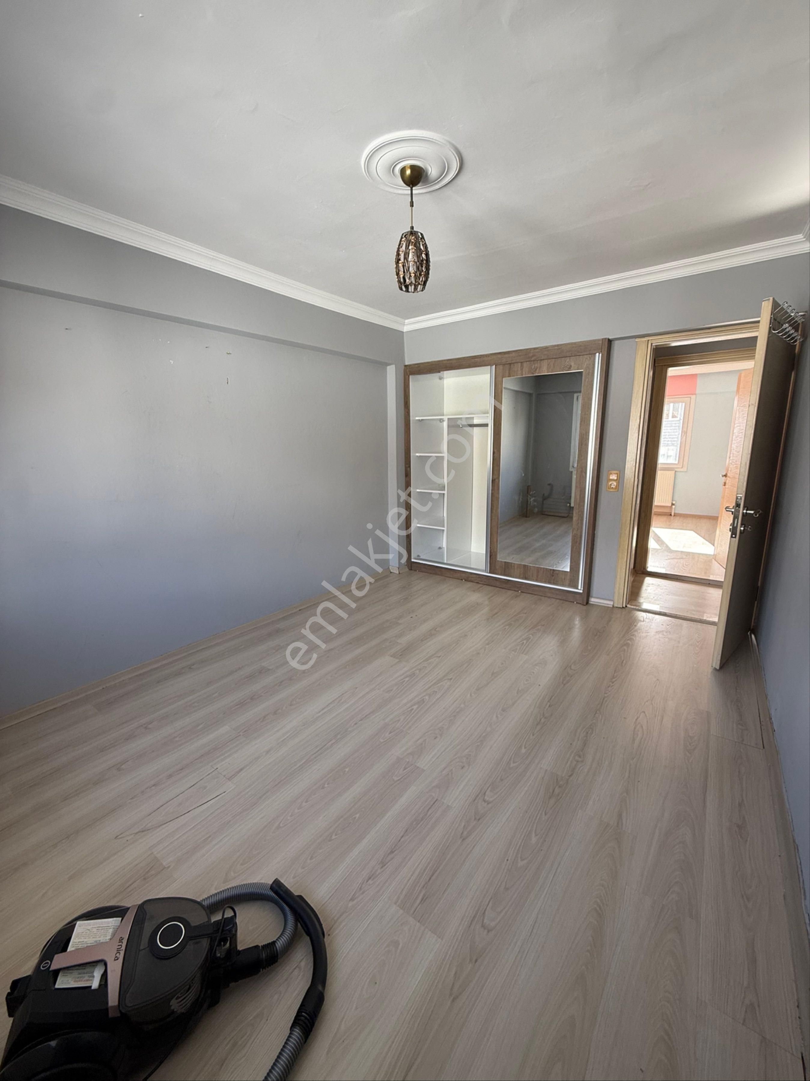 Kiralık 3+1 Daire - Görsel 24