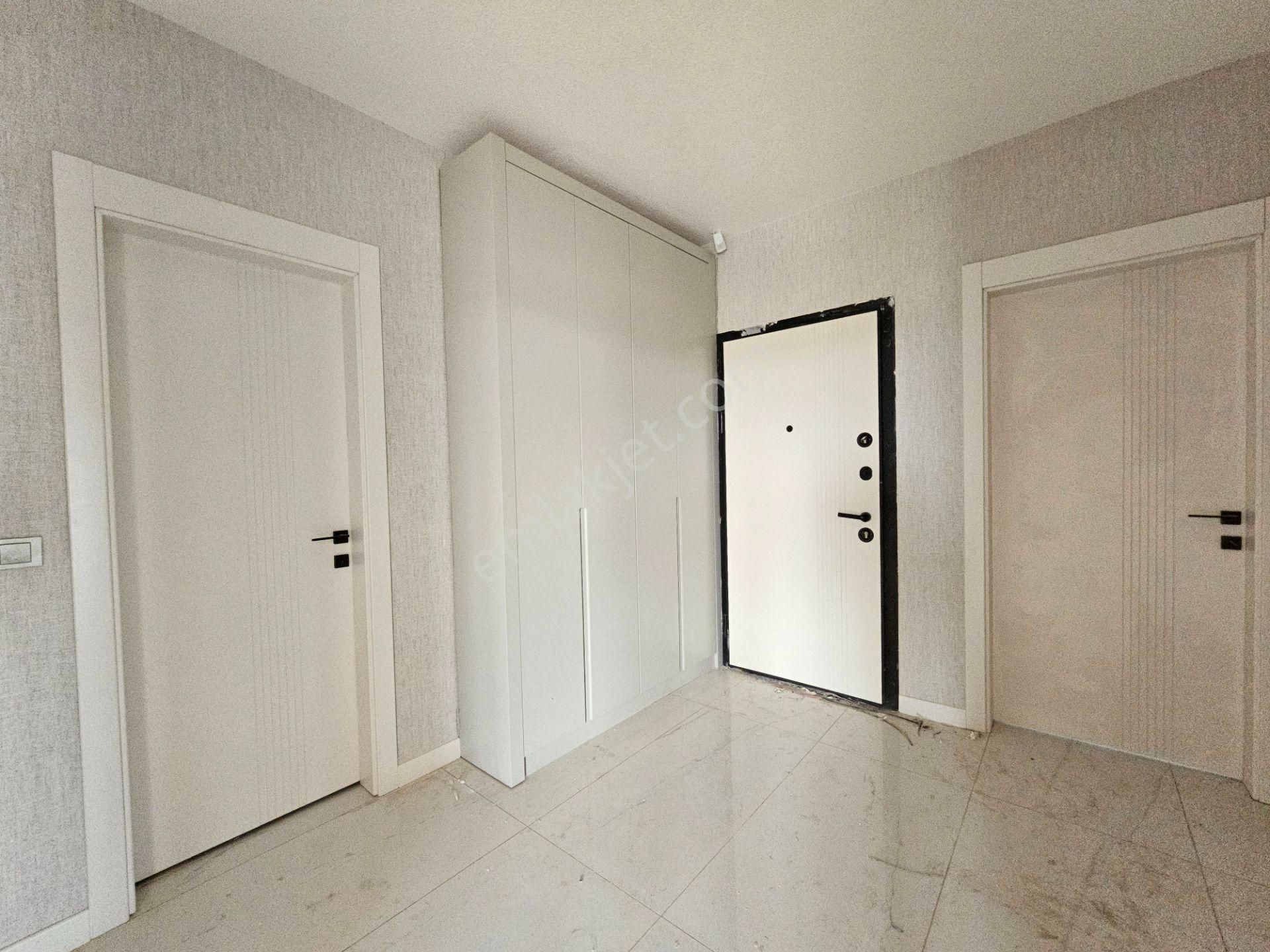 Beyhekim Caddesinde Akıllı Ev Sistemli 4+1 Fırsat Ultra Lüx Daire - Görsel 4