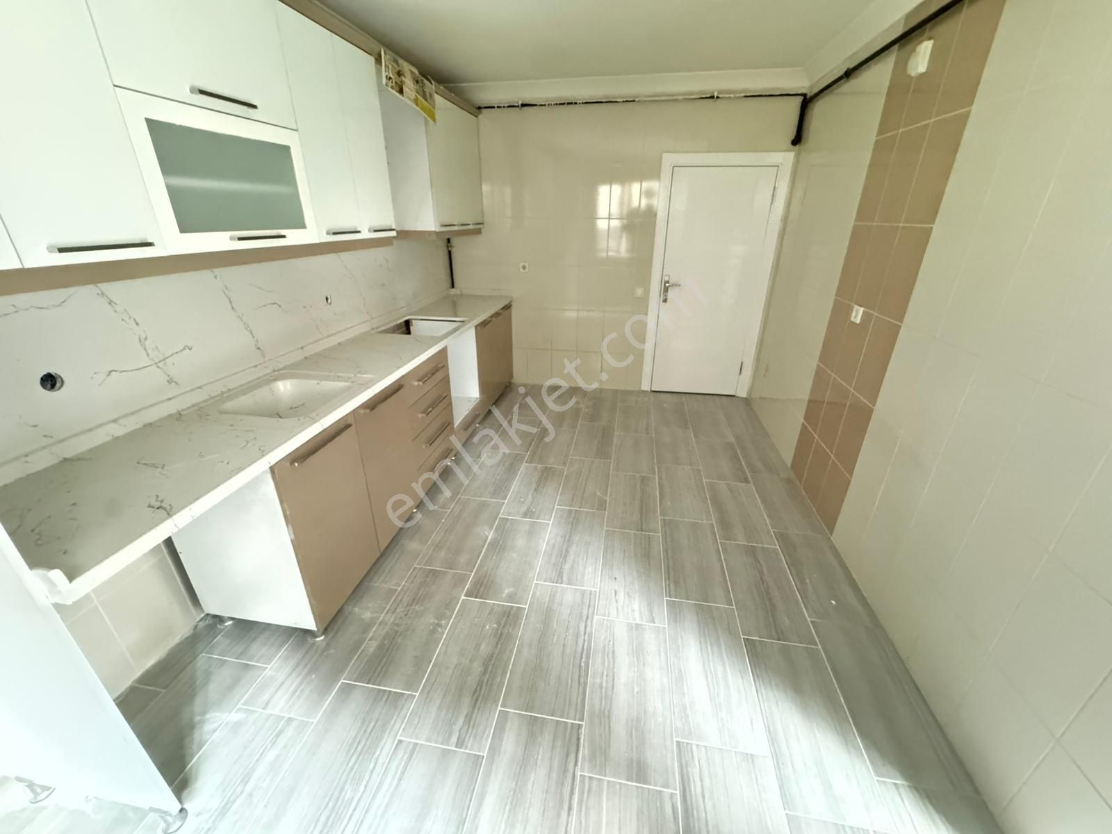 Lider Emlak'tan **4+1** 145 M2 Satılık Daire - Görsel 2