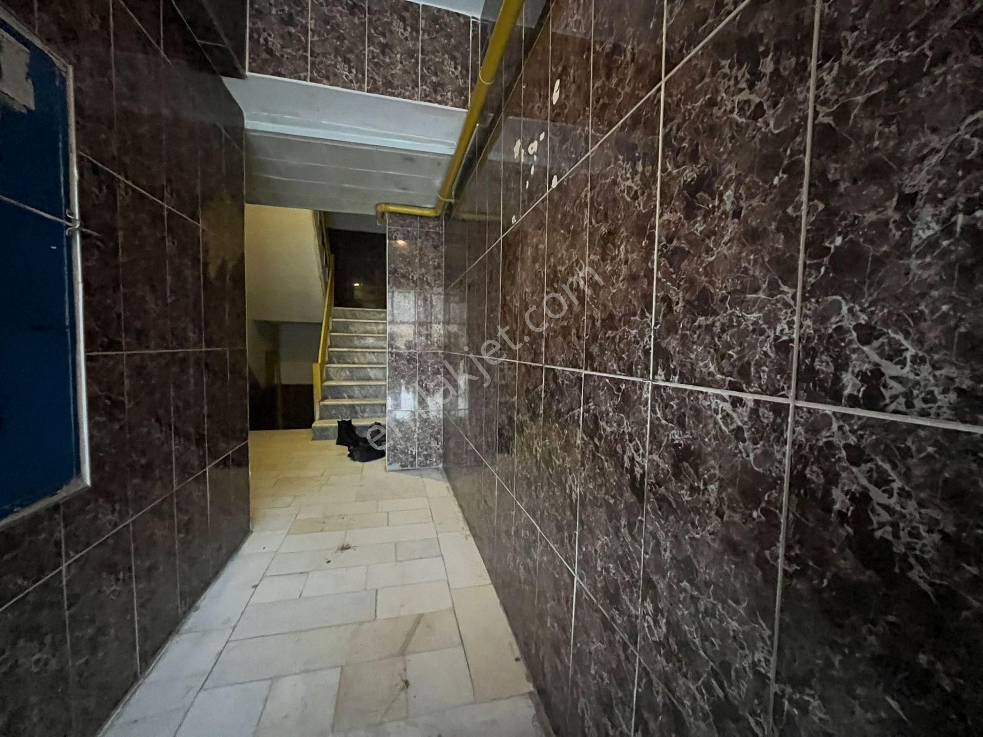 Sincan Tandoğan Mah. 2+1 10 Yıllık Bina Yapılı Cam Balkonlu Satılık Daire - Görsel 35