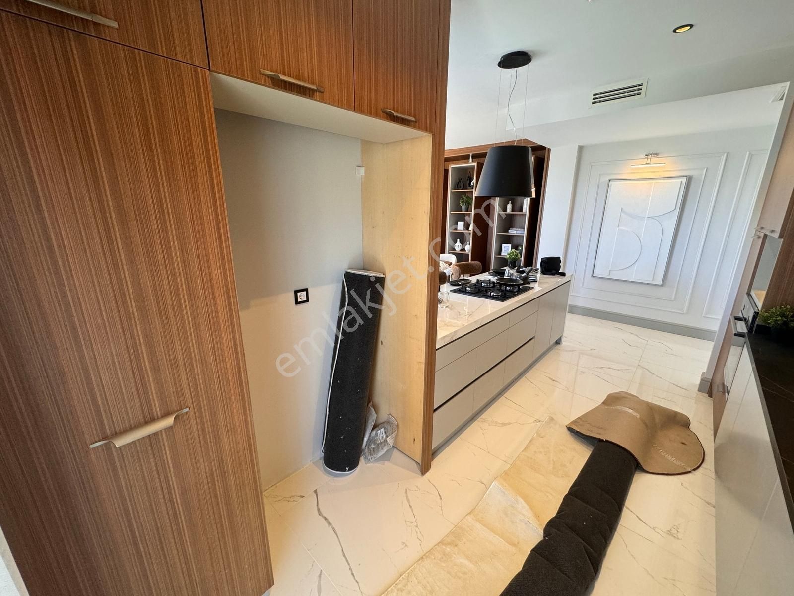 Kuşadasında Satılık Deniz Manzaralı Ultra Lüks Villalar - Görsel 12