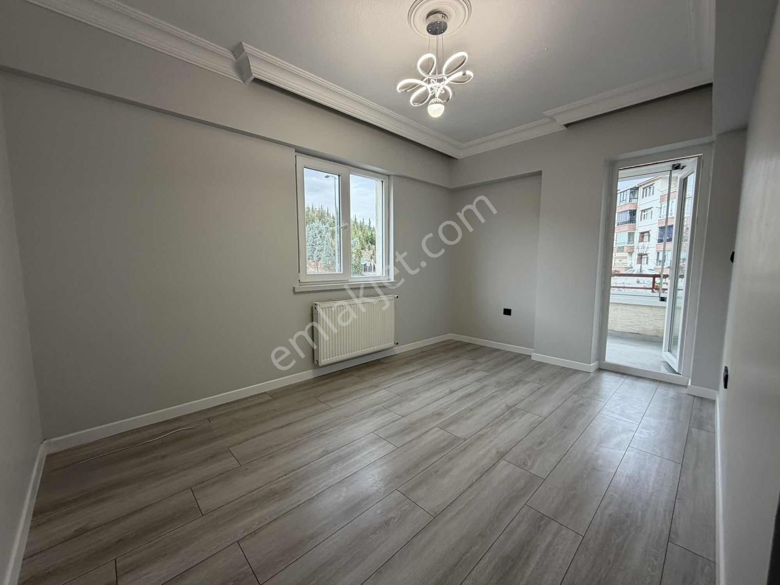 Beyoğlu'ndan Merkezde Full Yapılı Ara Kat Tam Güney Cephe 3+1 - Görsel 26