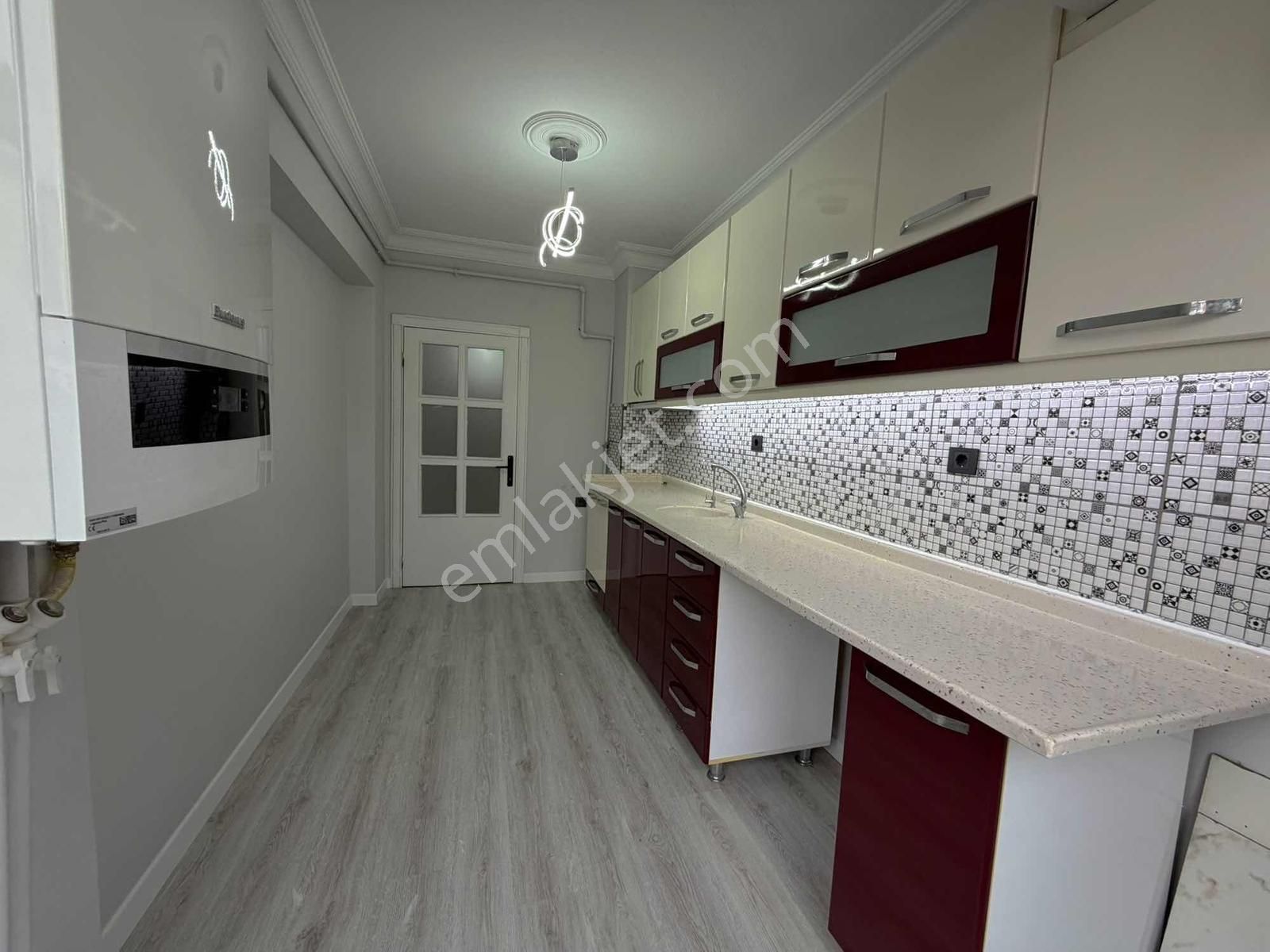 Beyoğlu'ndan Merkezde Full Yapılı Ara Kat Tam Güney Cephe 3+1 - Görsel 29