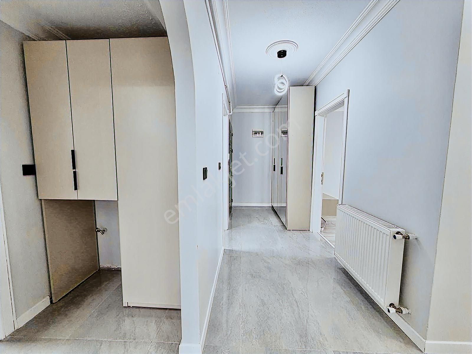 Beyoğlu'ndan Merkezde Full Yapılı Ara Kat Tam Güney Cephe 3+1 - Görsel 7