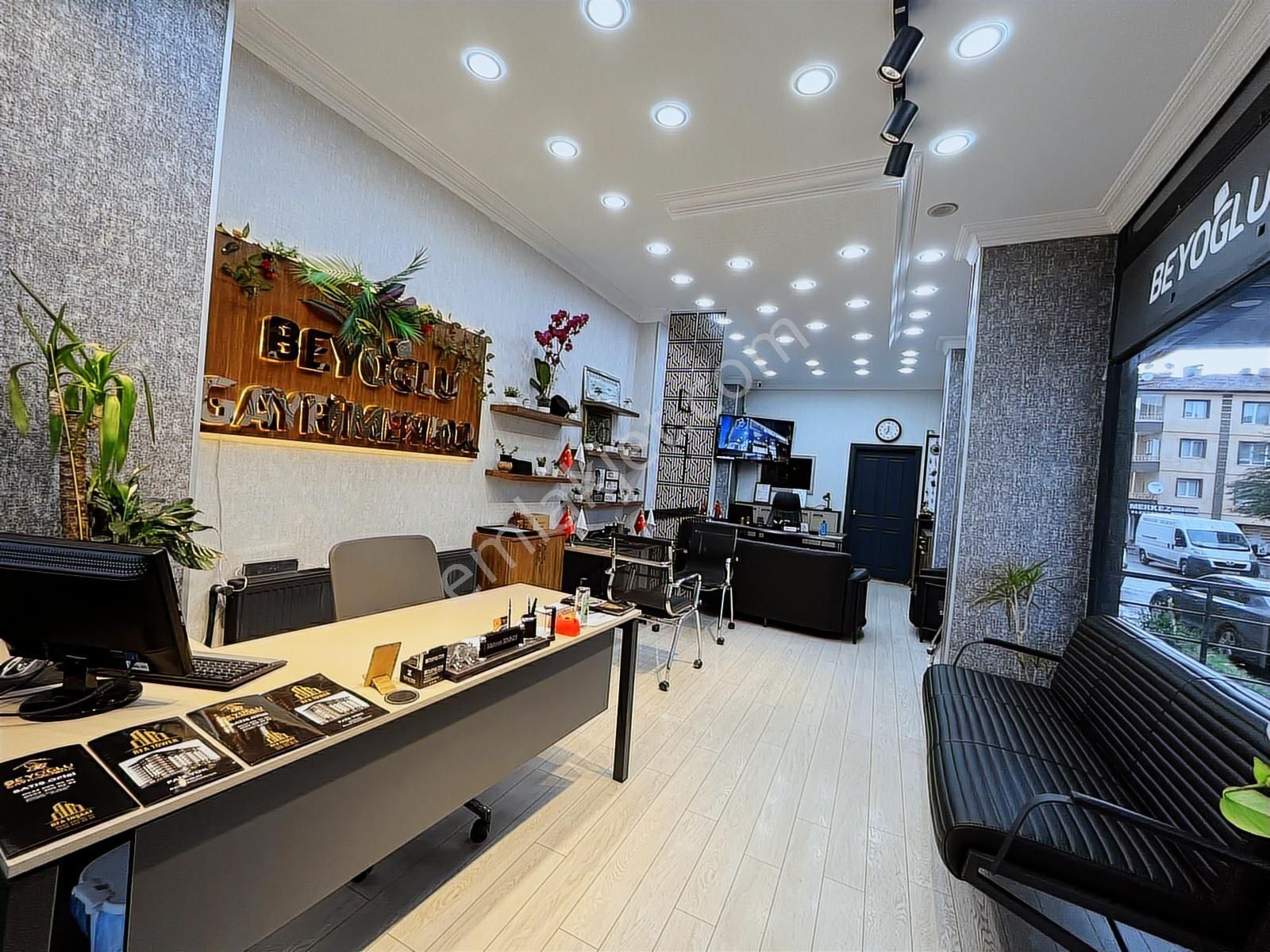 Beyoğlu'ndan Merkezde Full Yapılı Ara Kat Tam Güney Cephe 3+1 - Görsel 17