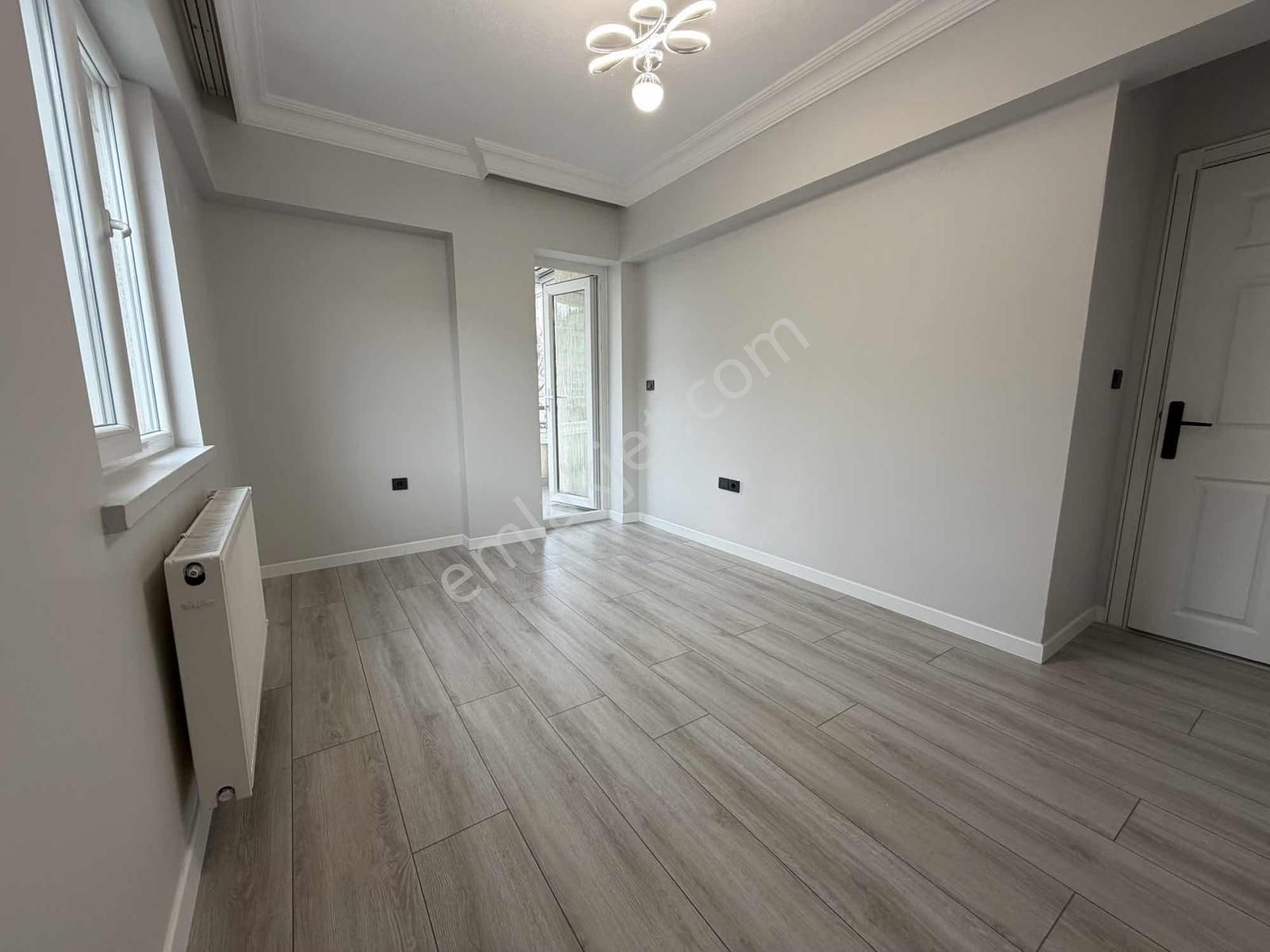 Beyoğlu'ndan Merkezde Full Yapılı Ara Kat Tam Güney Cephe 3+1 - Görsel 35