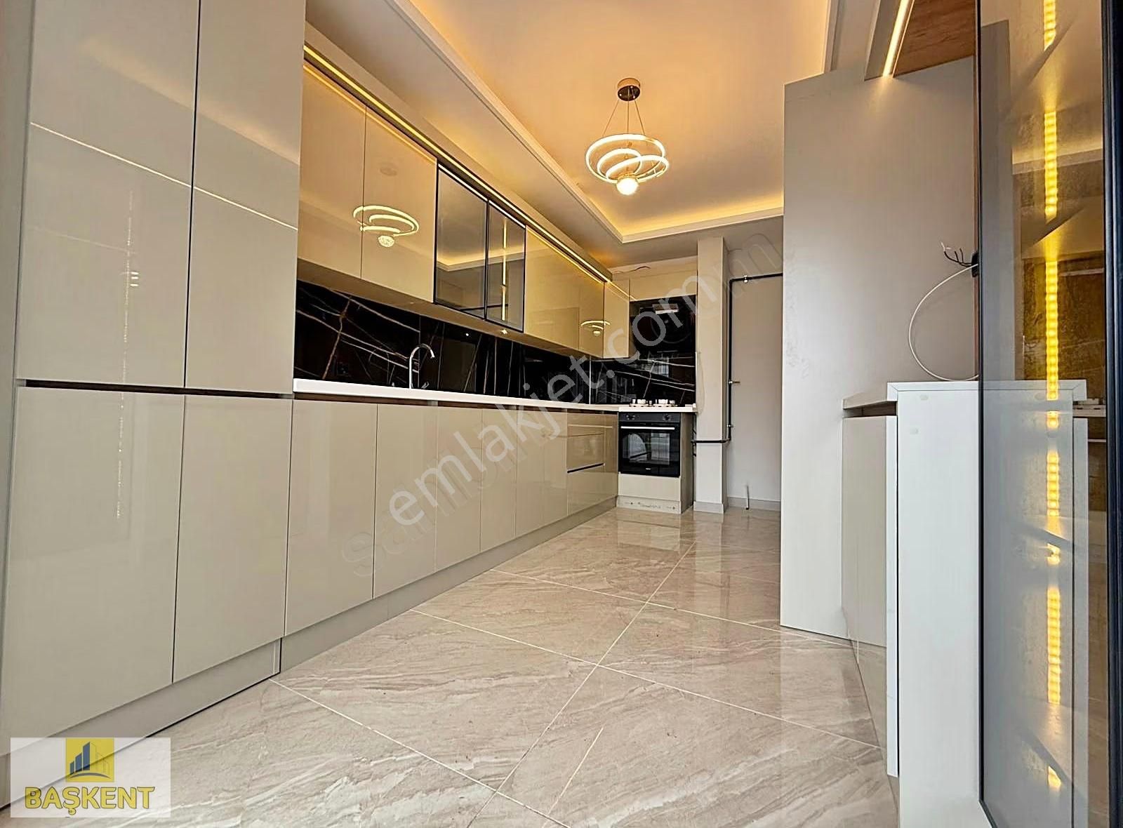 Başkent Gayrimenkul'den Ayaş Yolun'a Yakın Ön Cephe Ara Kat 3+1. - Görsel 12