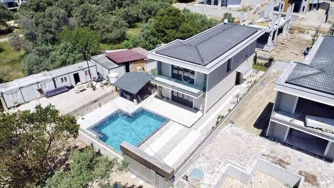 Kuşadası Değirmendere De Geniş Oturuma Sahip Lüks Satılık Villa - Görsel 20