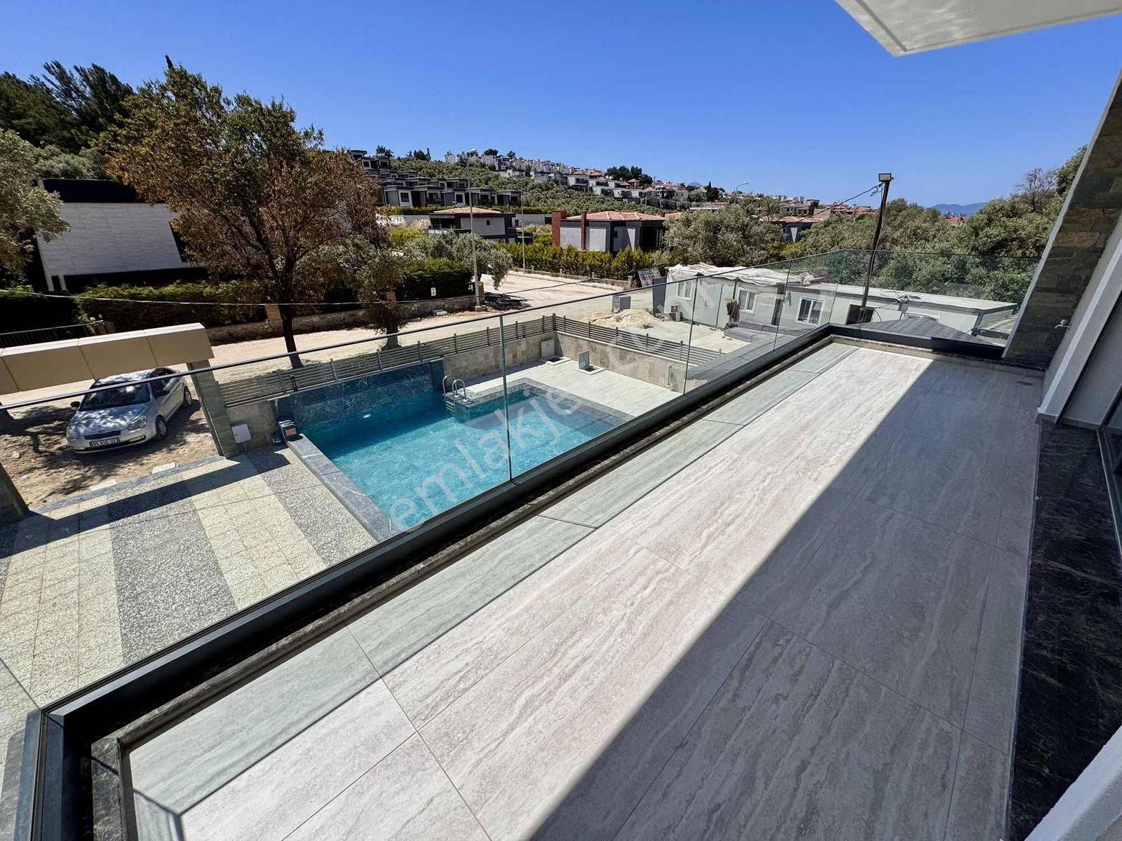 Kuşadası Değirmendere De Geniş Oturuma Sahip Lüks Satılık Villa - Görsel 2